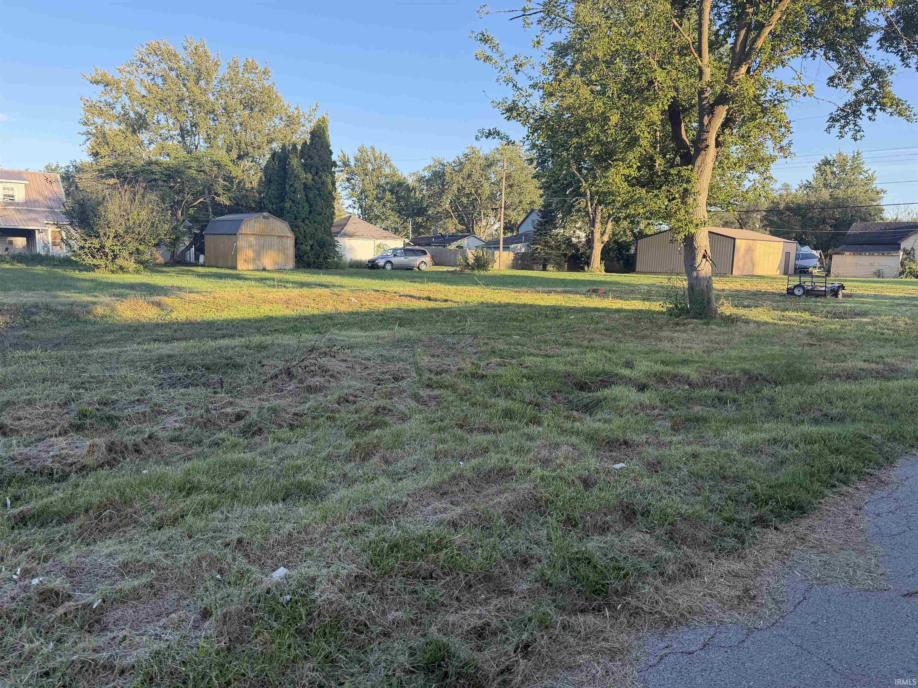 Photo 2 of Sale Pending at 823 W Commercial St, Hartford City, IN 47348 | MLS# 202637845 | Listing updated on 2026-09-20