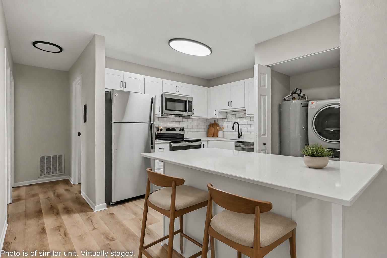 Photo 3 of Condo for sale at 1801 Irish Way, South Bend, IN 46637 | MLS# 202637868 | Listing updated on 2026-09-14