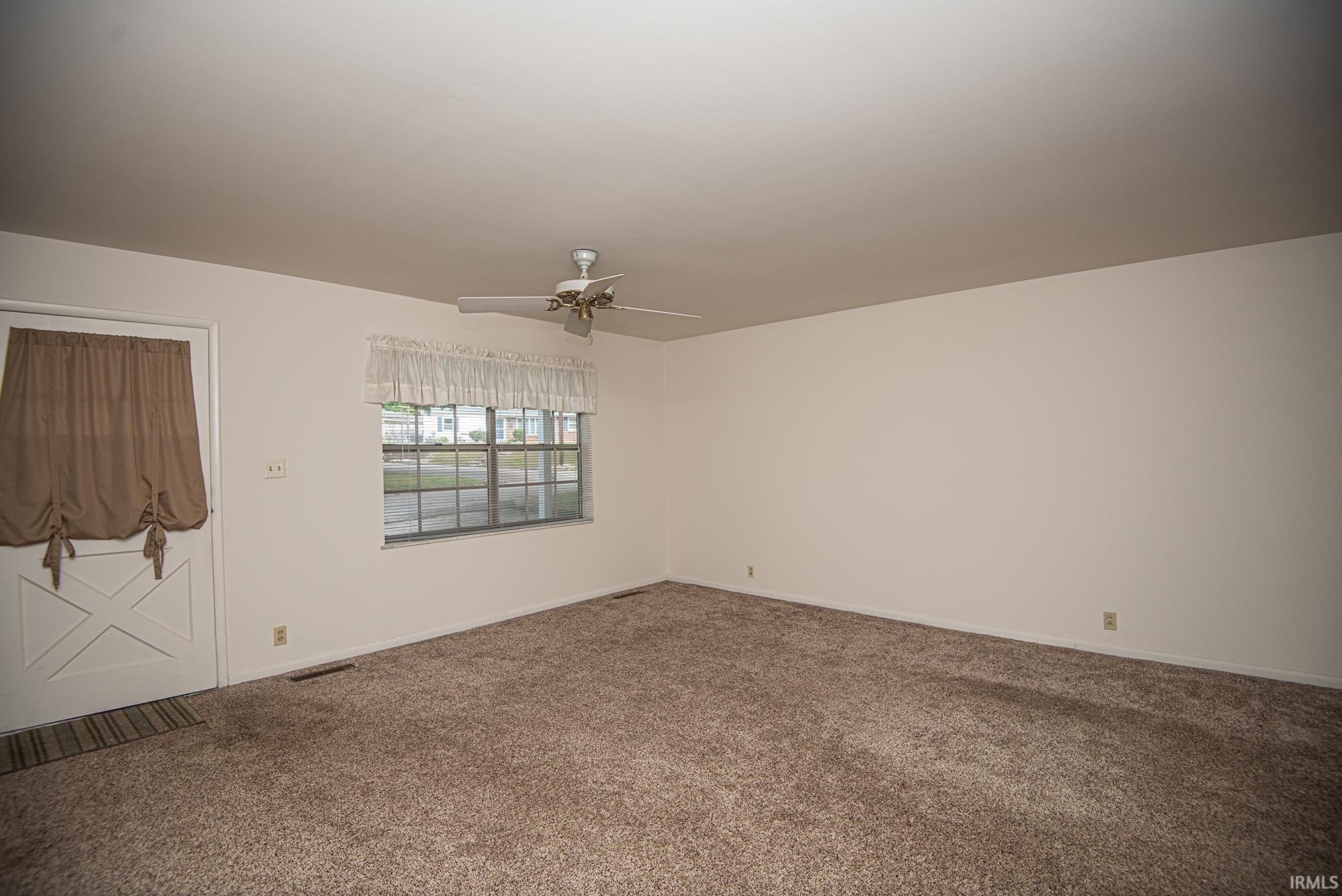 Photo 4 of Sale Pending at 1535 Audubon Rd, Vincennes, IN 47591 | MLS# 202637897 | Listing updated on 2026-09-14