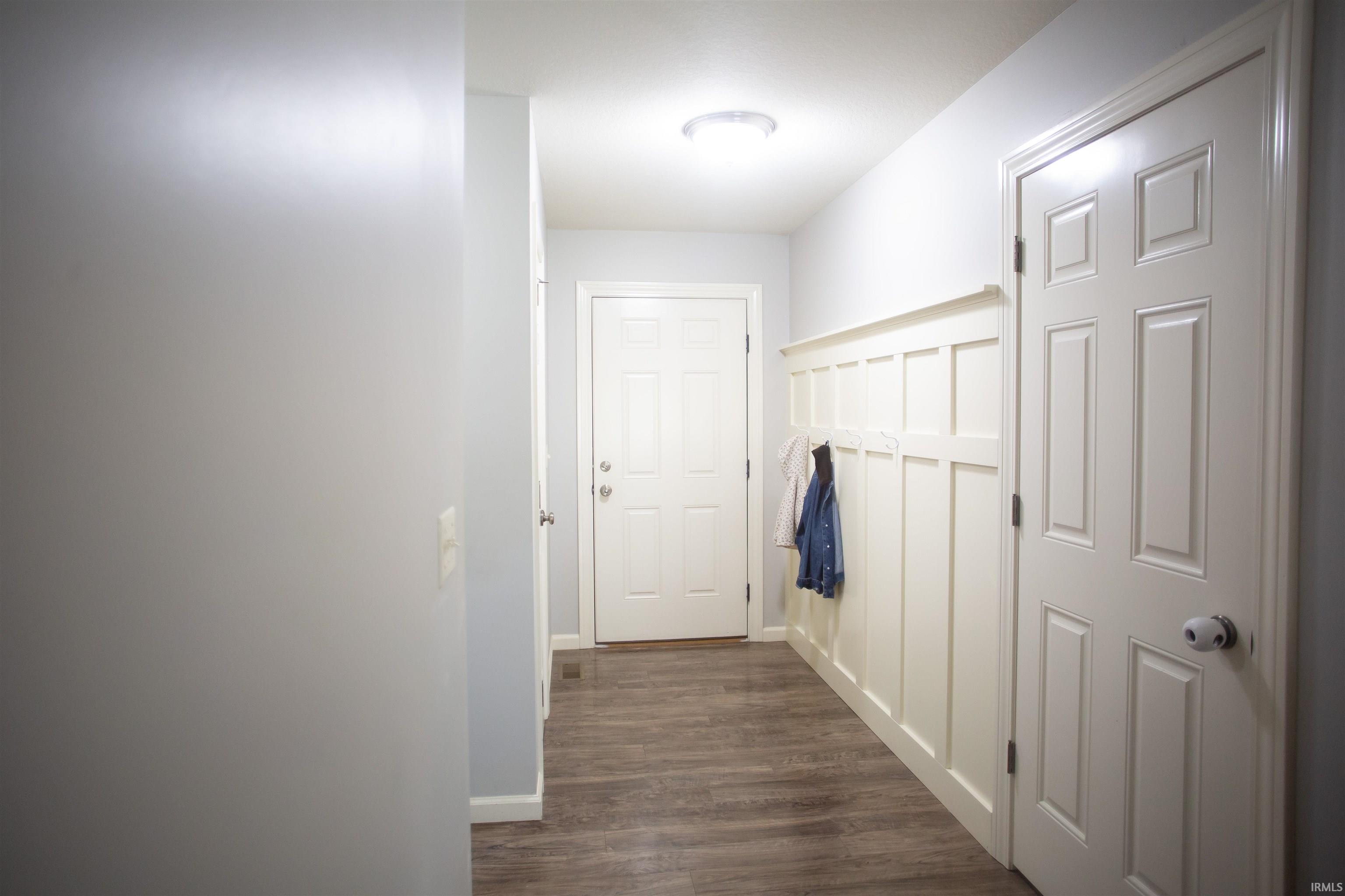Photo 4 of Manufactured home for sale at 2097 Laurelwood Dr, Warsaw, IN 46580 | MLS# 202637903 | Listing updated on 2026-09-16