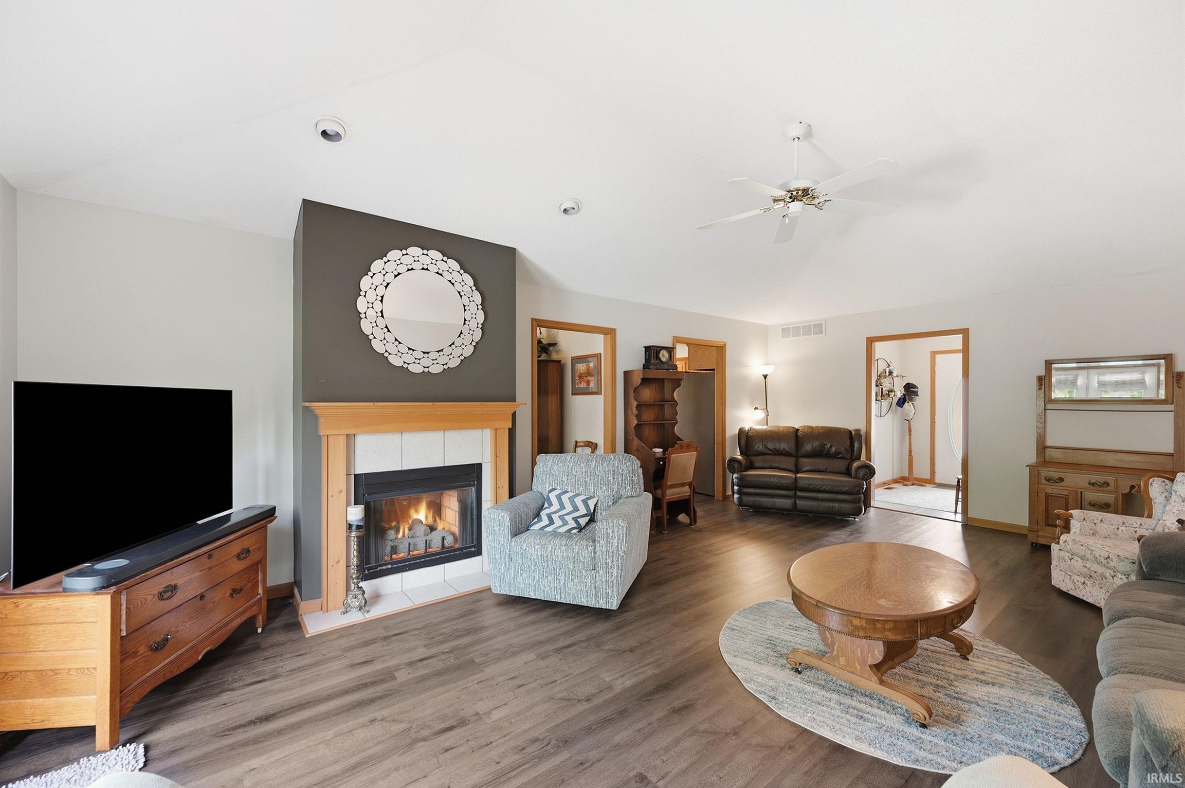 Photo 3 of Manufactured home for sale at 4608 W Sandpiper Dr, Muncie, IN 47304 | MLS# 202637916 | Listing updated on 2026-09-14