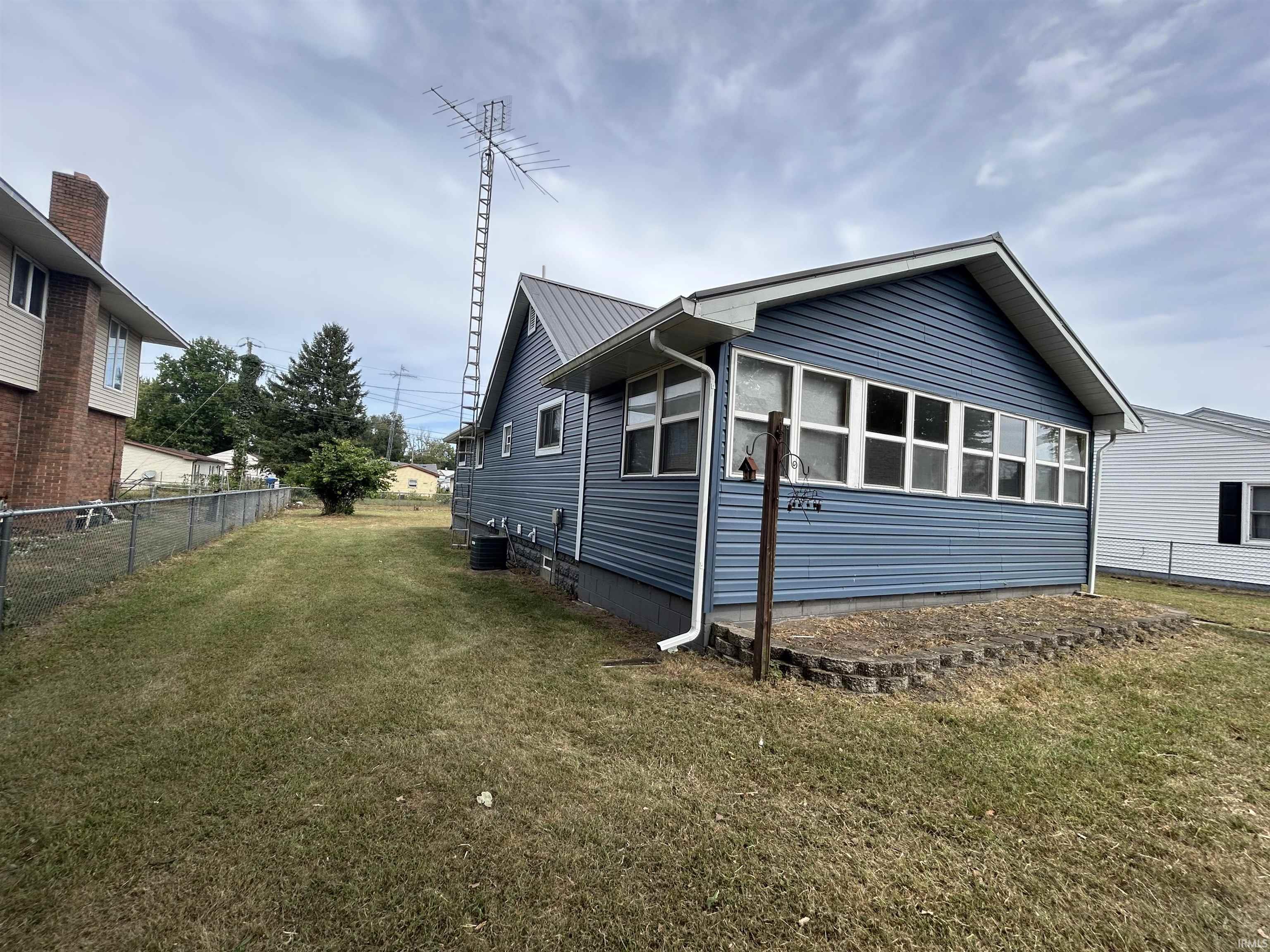 Photo 3 of Manufactured home for sale at 305 W New York St, Knox, IN 46534 | MLS# 202637930 | Listing updated on 2026-09-16