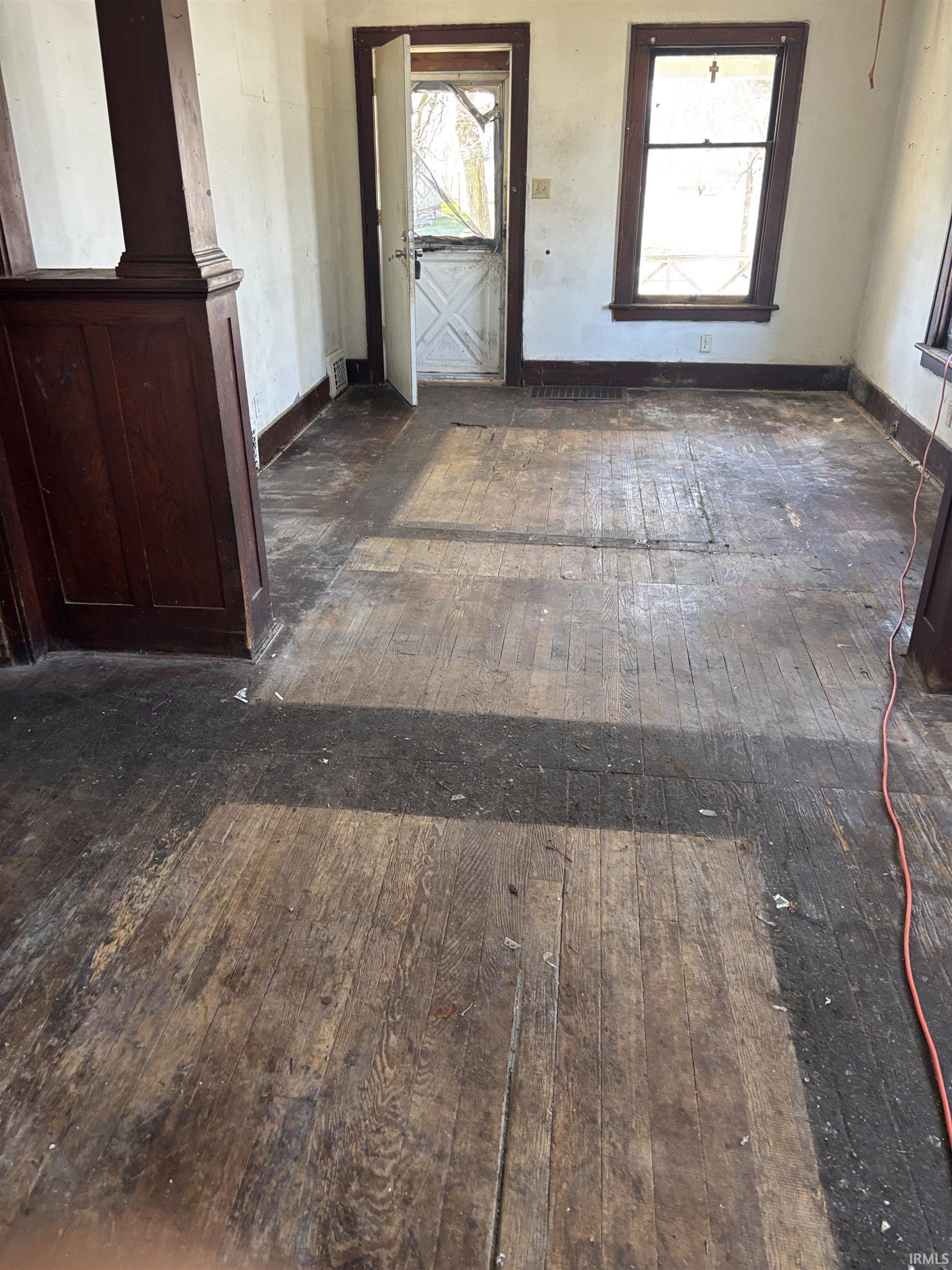 Photo 3 of Manufactured home for sale at 621 E Dayton St, South Bend, IN 46613 | MLS# 202637957 | Listing updated on 2026-09-14
