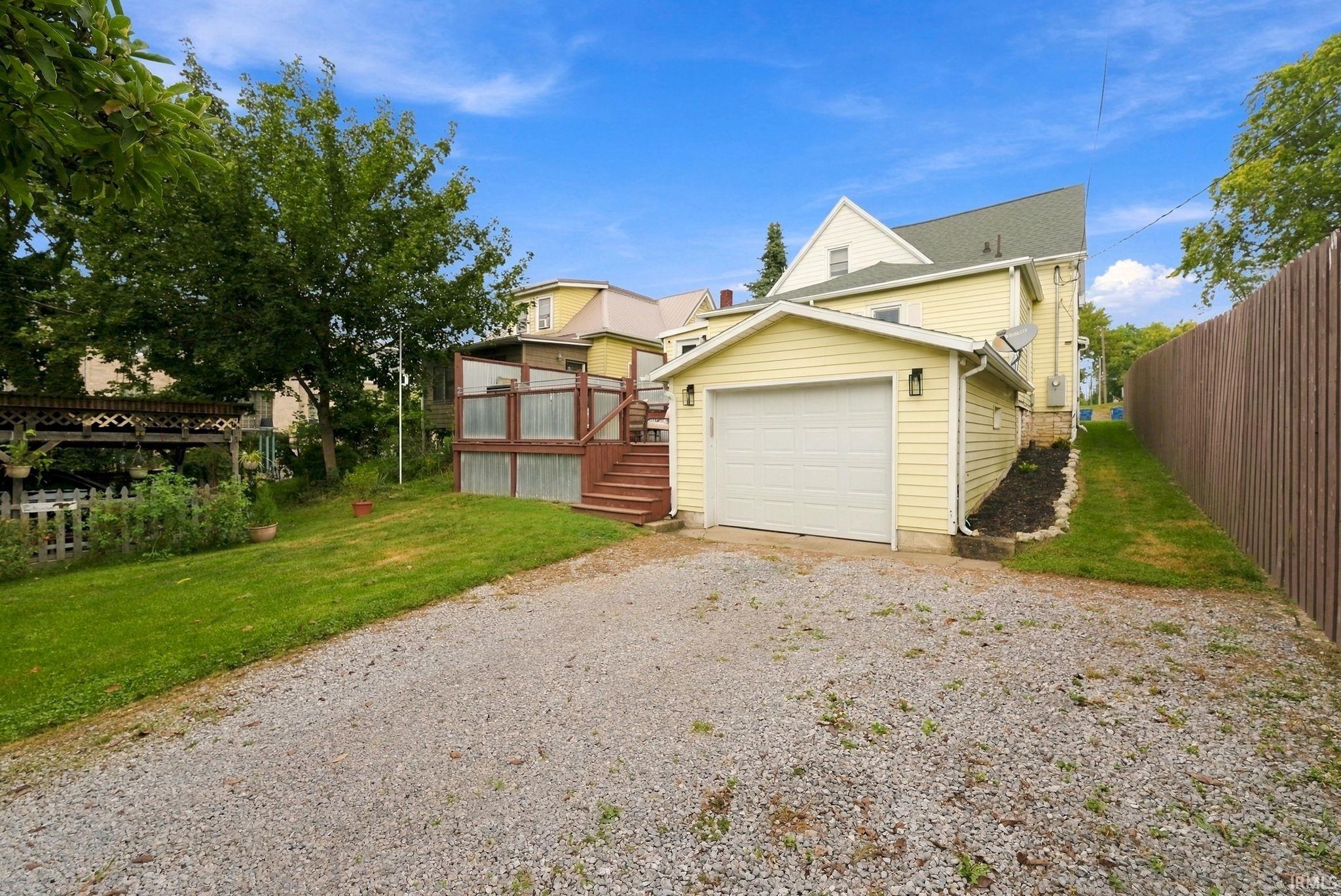 Photo 3 of Manufactured home for sale at 157 W Maple St, Wabash, IN 46992 | MLS# 202637959 | Listing updated on 2026-09-16