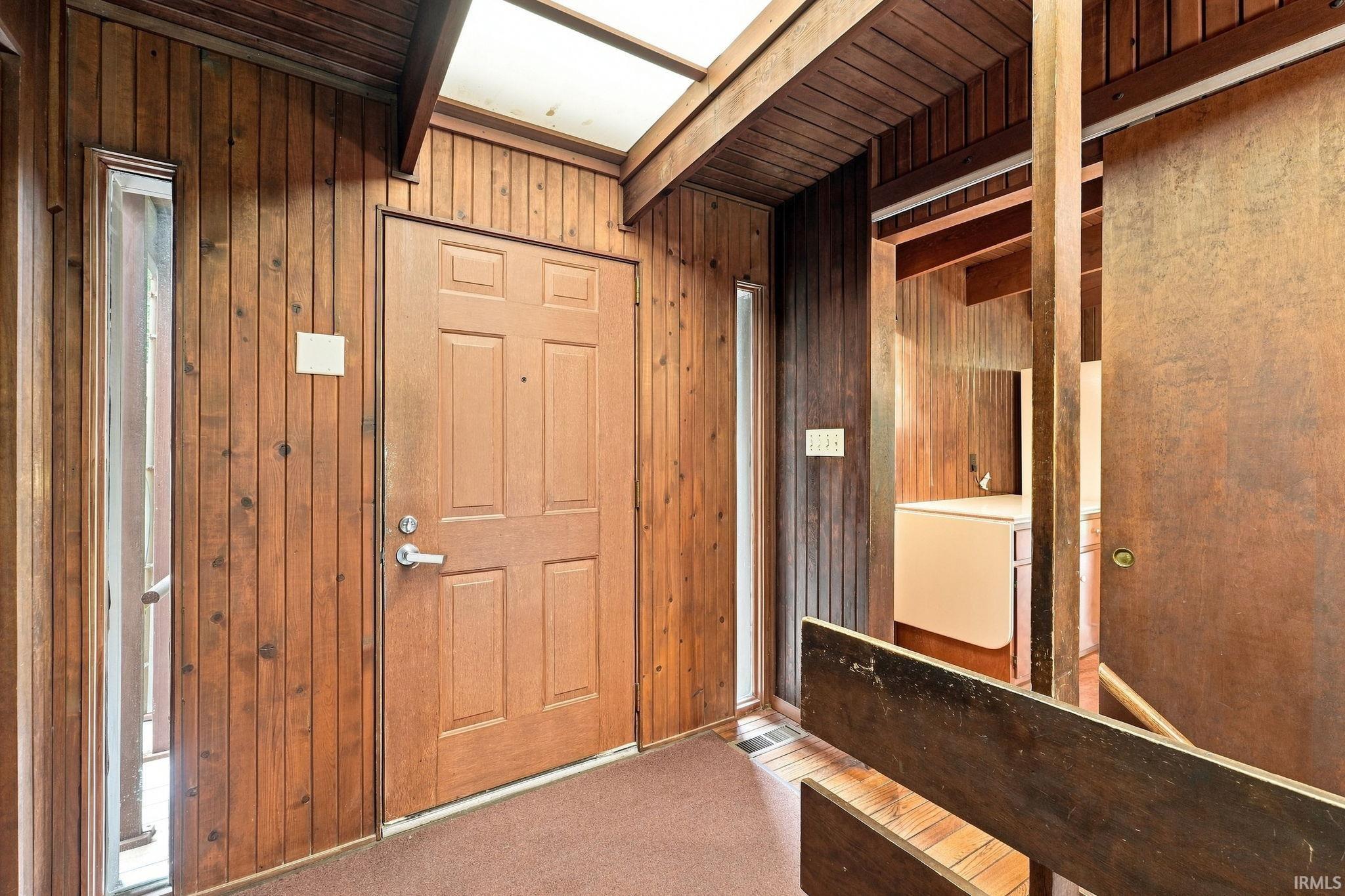 Photo 3 of Sale Pending at 4523 Maples Rd, Fort Wayne, IN 46816 | MLS# 202637961 | Listing updated on 2026-09-18