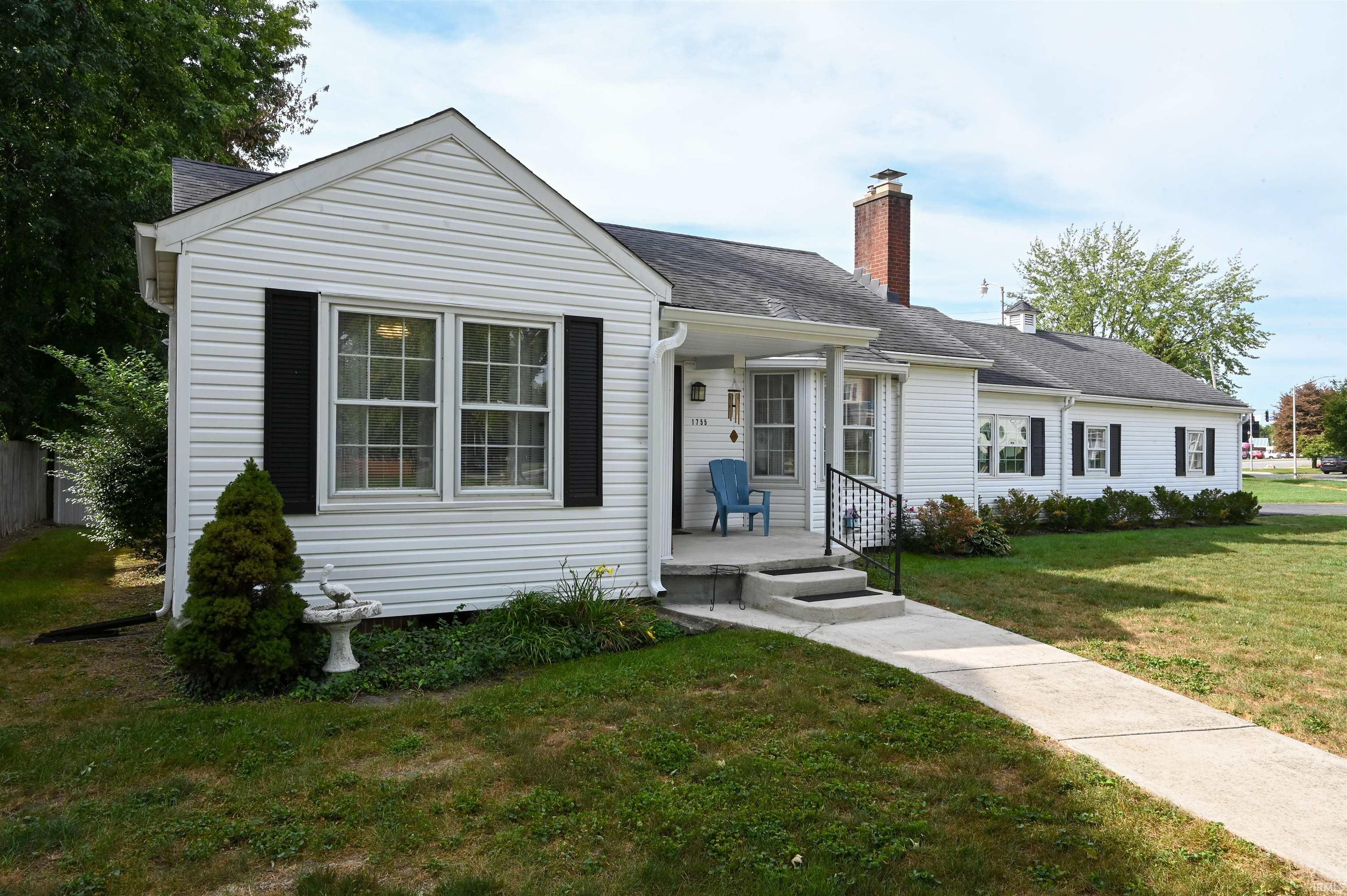 Photo 2 of Manufactured home for sale at 1755 W Walnut St, Kokomo, IN 46901 | MLS# 202637992 | Listing updated on 2026-09-16