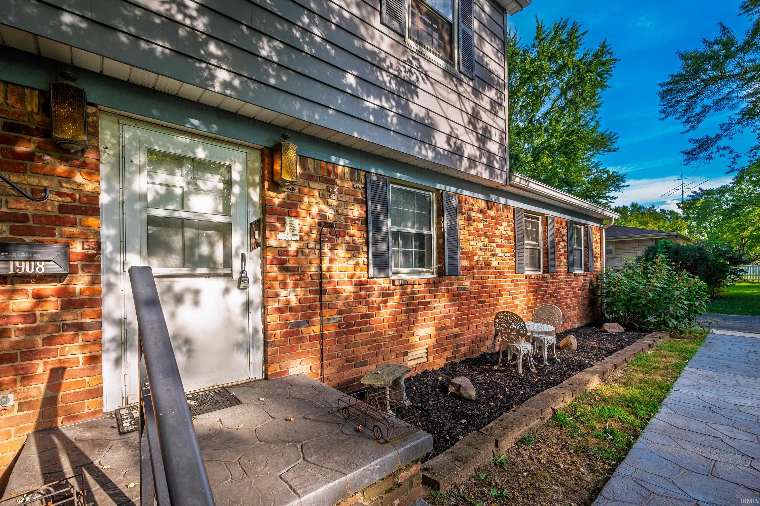 Photo 3 of Manufactured home for sale at 1908 N Alden Rd, Muncie, IN 47304 | MLS# 202638010 | Listing updated on 2026-09-15