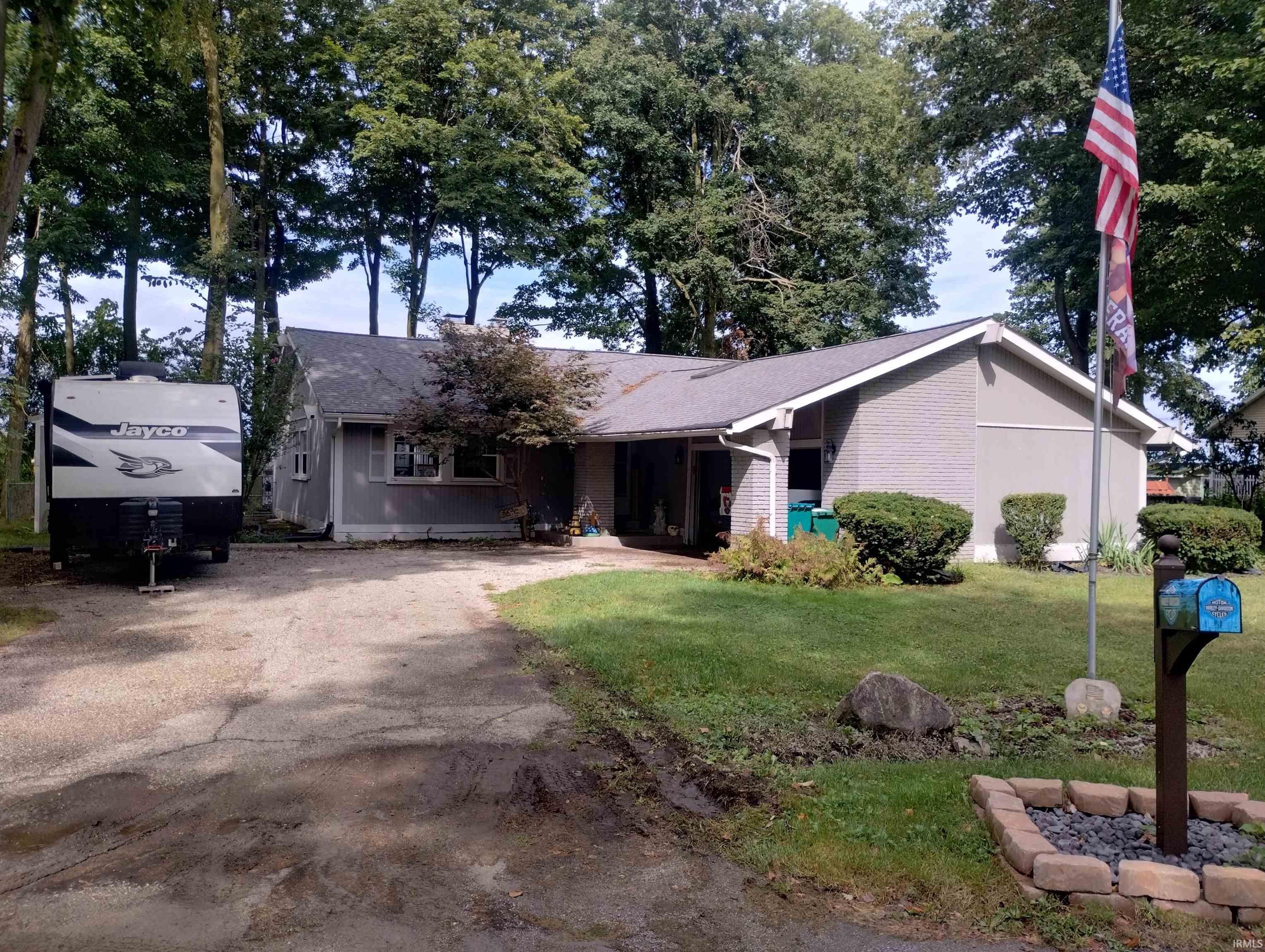 Manufactured home for sale at 10620 Del Lo Me Ln, Plymouth, IN 46563 | MLS# 202638013