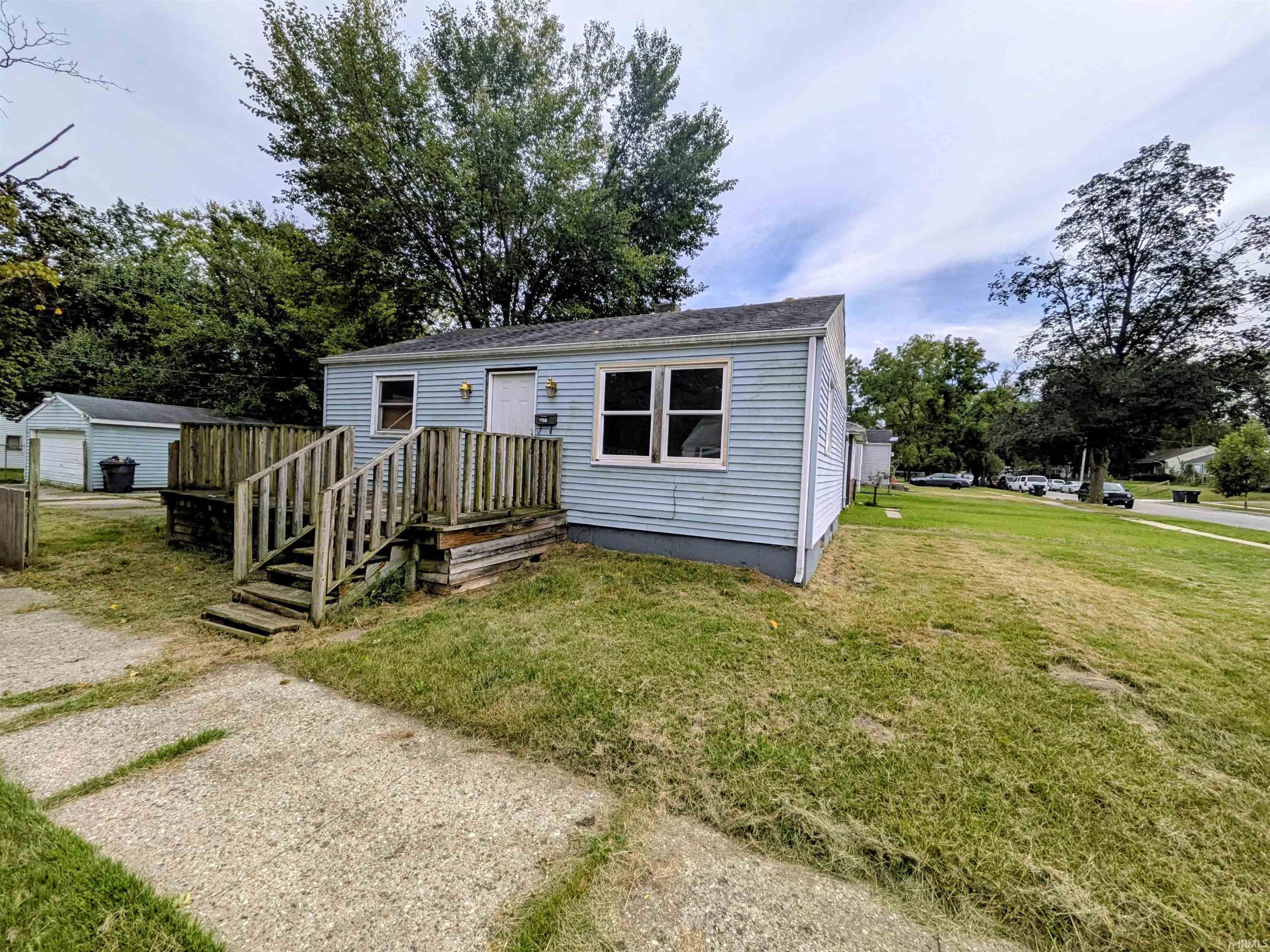 Photo 3 of Manufactured home for sale at 1758 Huey St, South Bend, IN 46628 | MLS# 202638015 | Listing updated on 2026-09-15