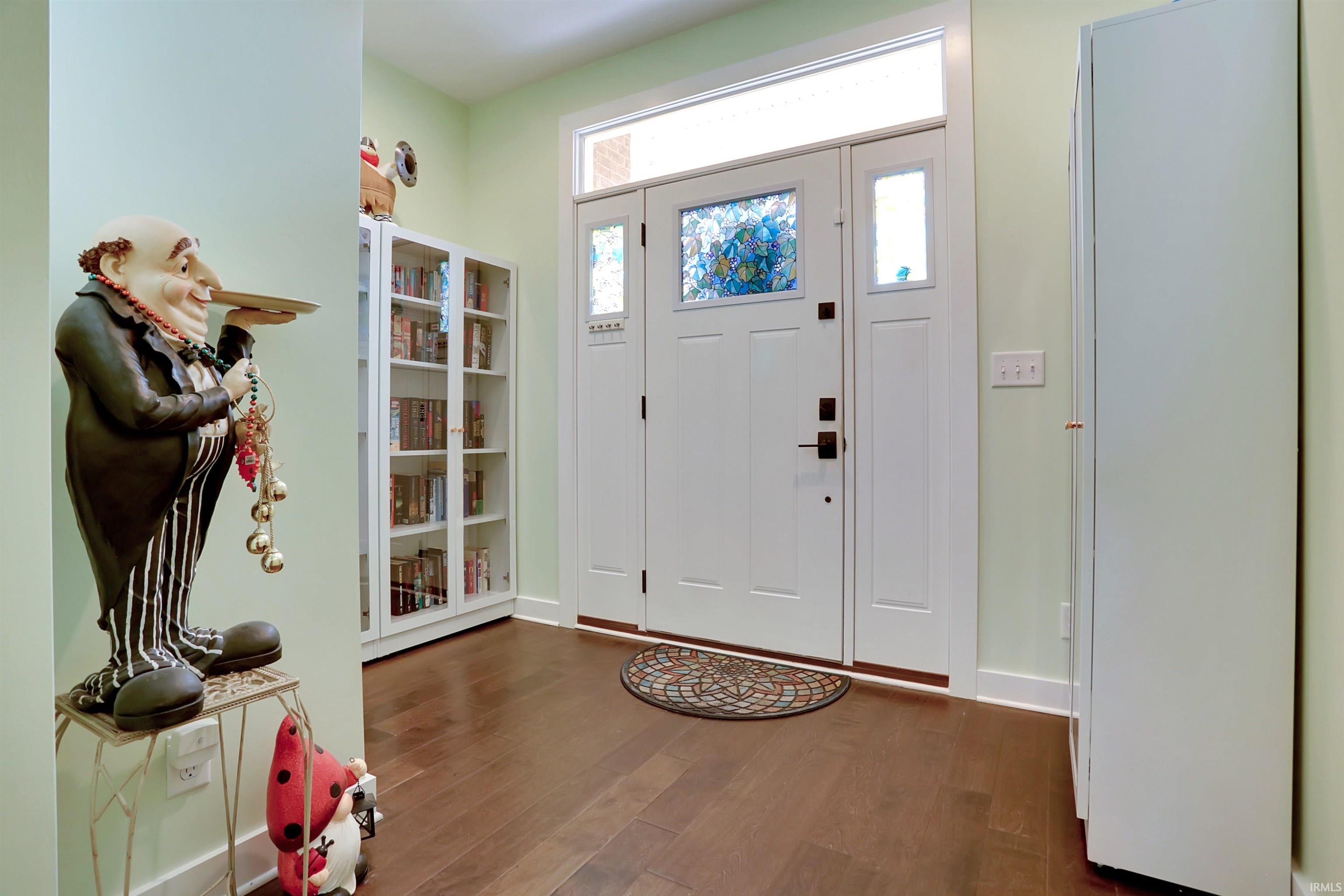 Photo 4 of Sale Pending at 5574 Belmont Dr, Newburgh, IN 47630 | MLS# 202638016 | Listing updated on 2026-09-30