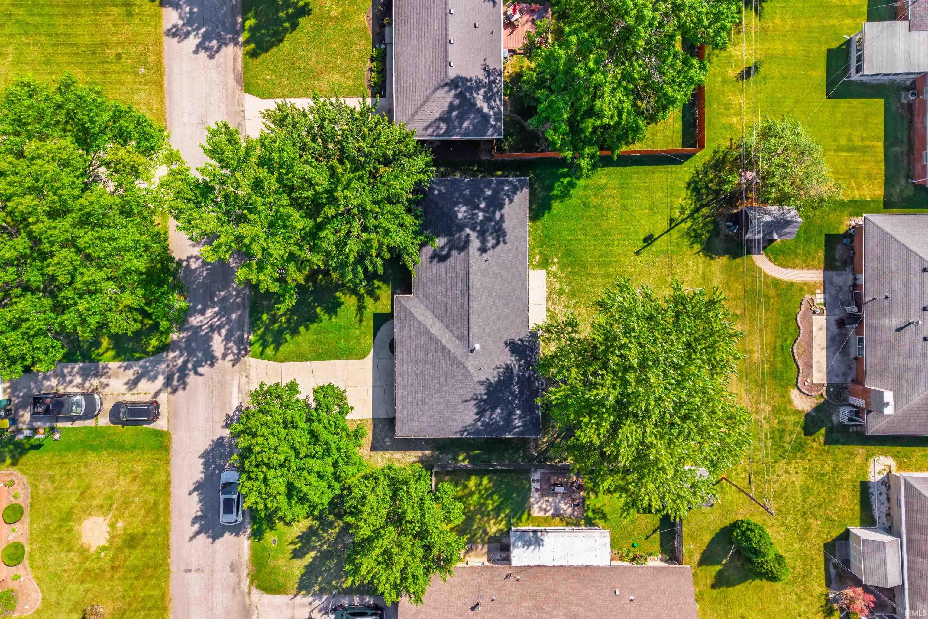 Photo 3 of Manufactured home for sale at 1305 N Greenbriar Rd, Muncie, IN 47304 | MLS# 202638028 | Listing updated on 2026-09-15