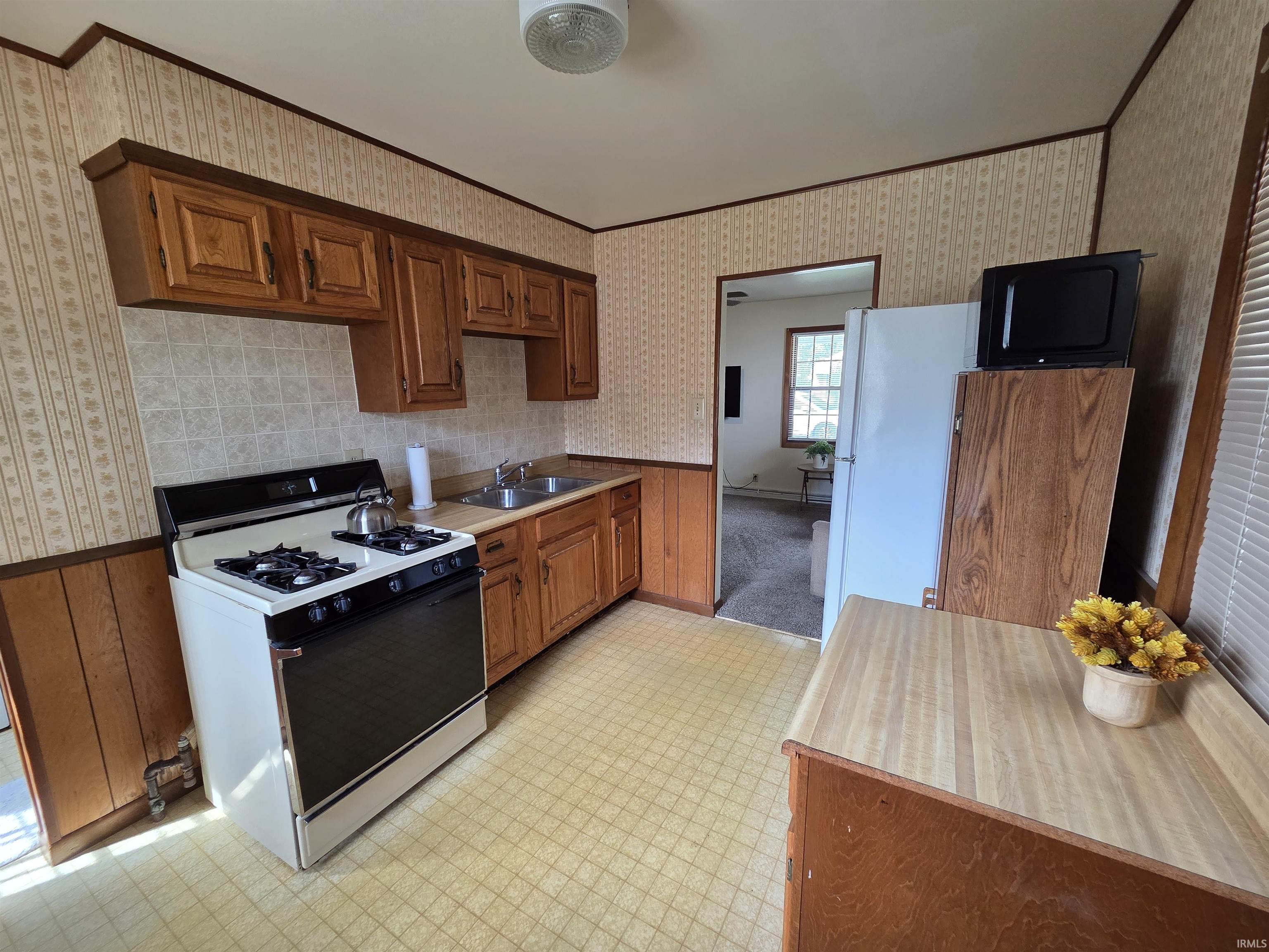 Photo 3 of Manufactured home for sale at 1723 E 24th Street, Muncie, IN 47302 | MLS# 202638029 | Listing updated on 2026-09-18