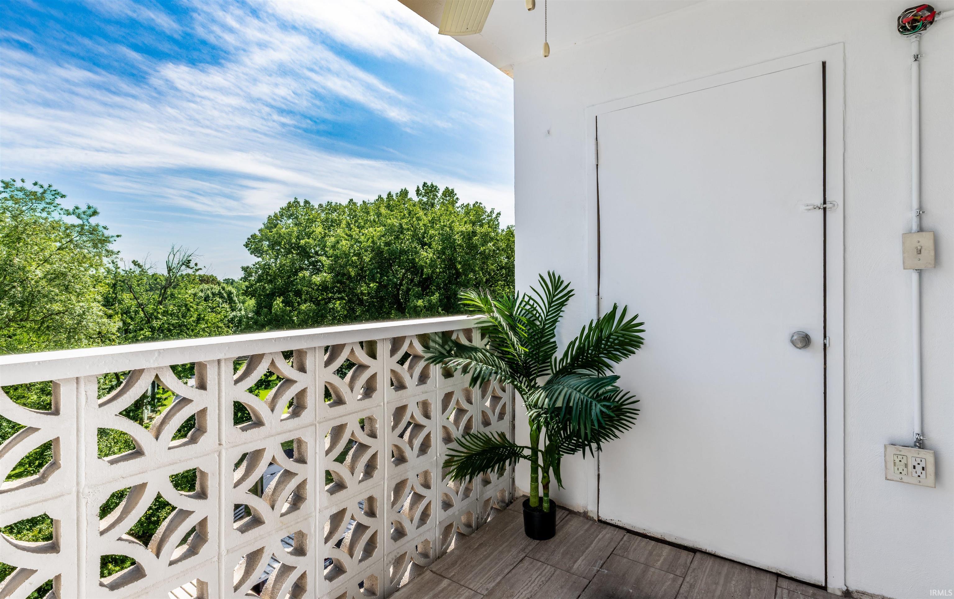 Photo 3 of Condo for sale at 1100 Erie Ave #610, Evansville, IN 47715 | MLS# 202638060 | Listing updated on 2026-09-15