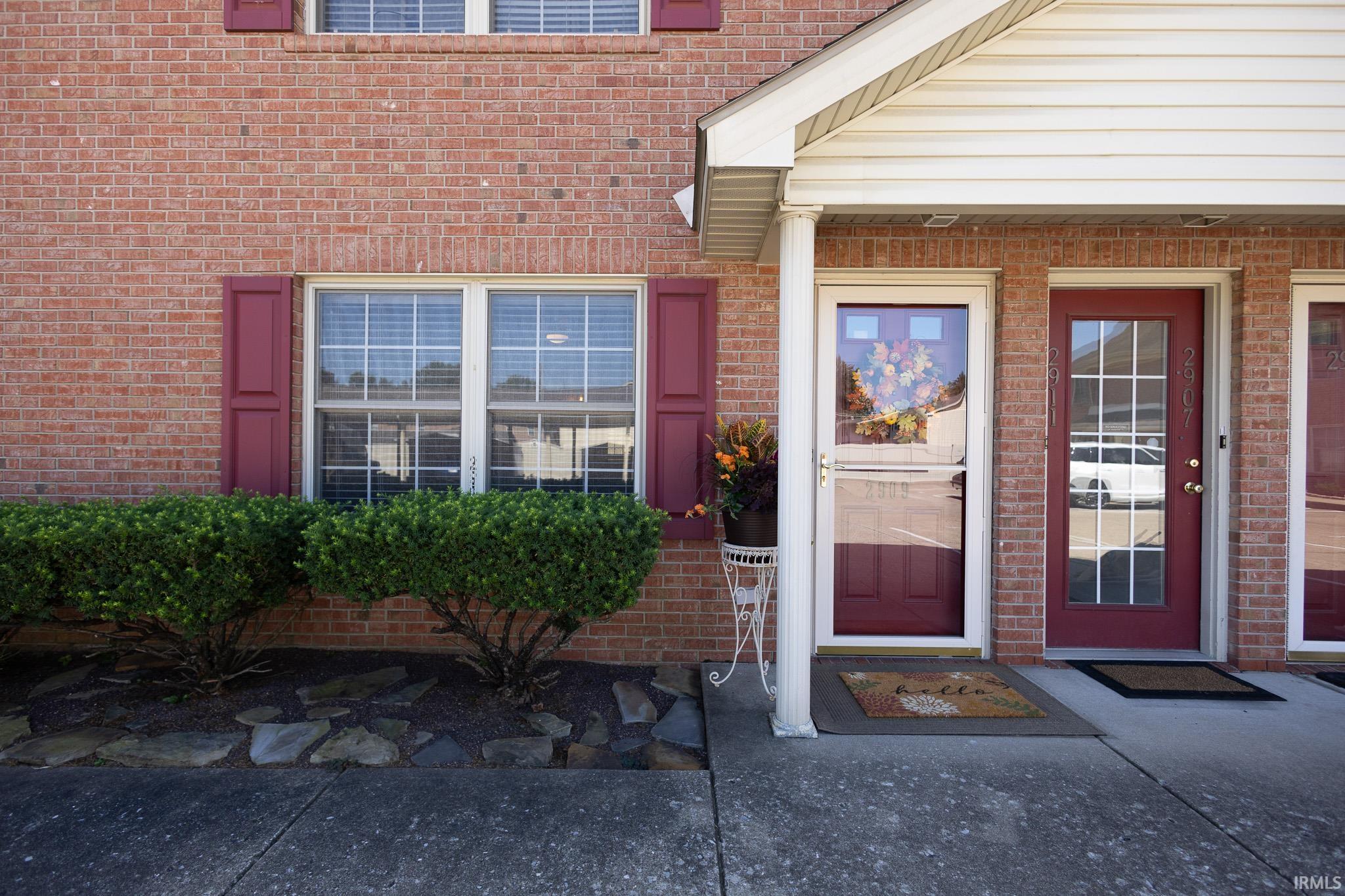 Photo 1 of Sale Pending at 2909 Dexter Ct, Evansville, IN 47714 | MLS# 202638091 | Listing updated on 2026-09-16