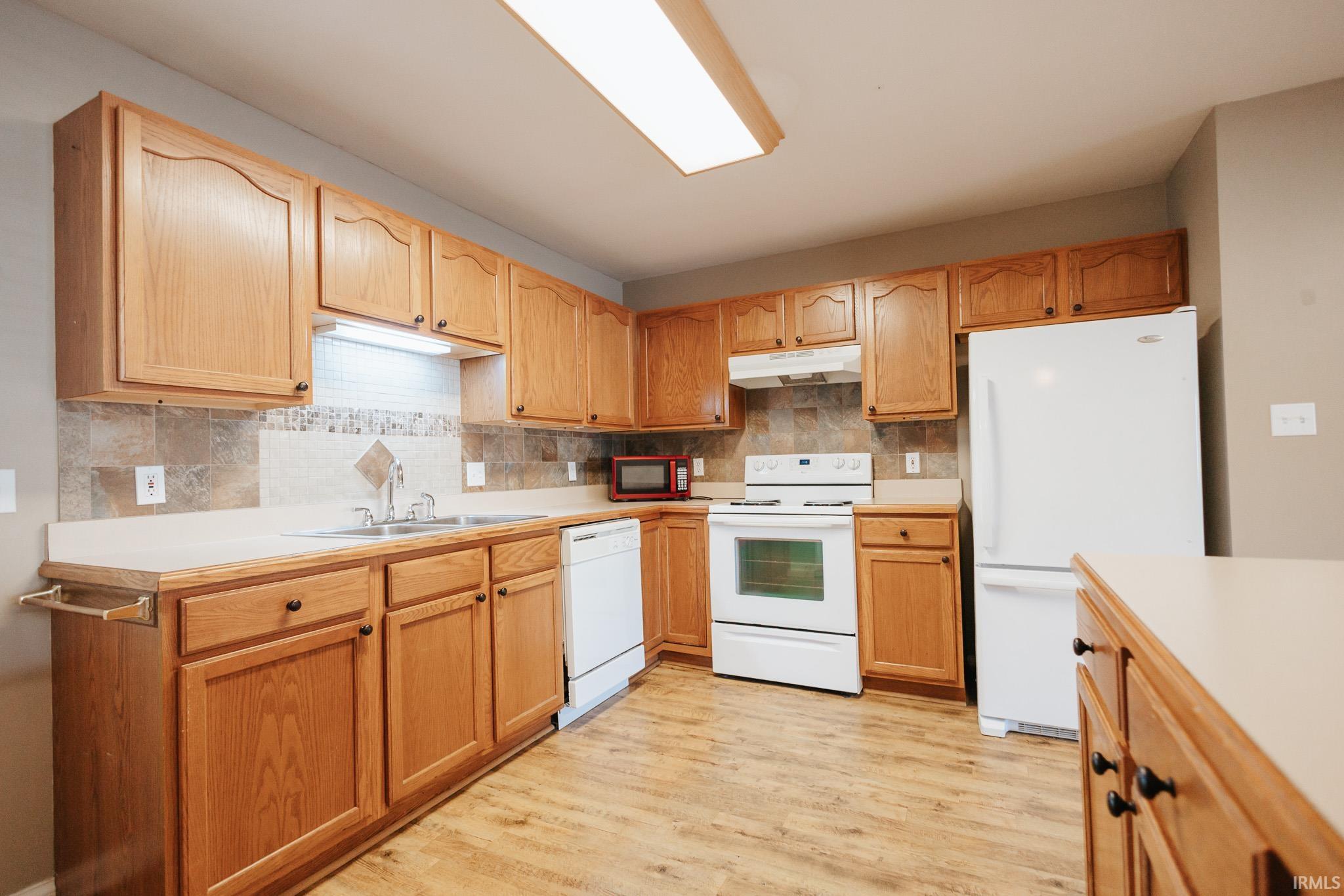Photo 3 of Sale Pending at 2909 Dexter Ct, Evansville, IN 47714 | MLS# 202638091 | Listing updated on 2026-09-16