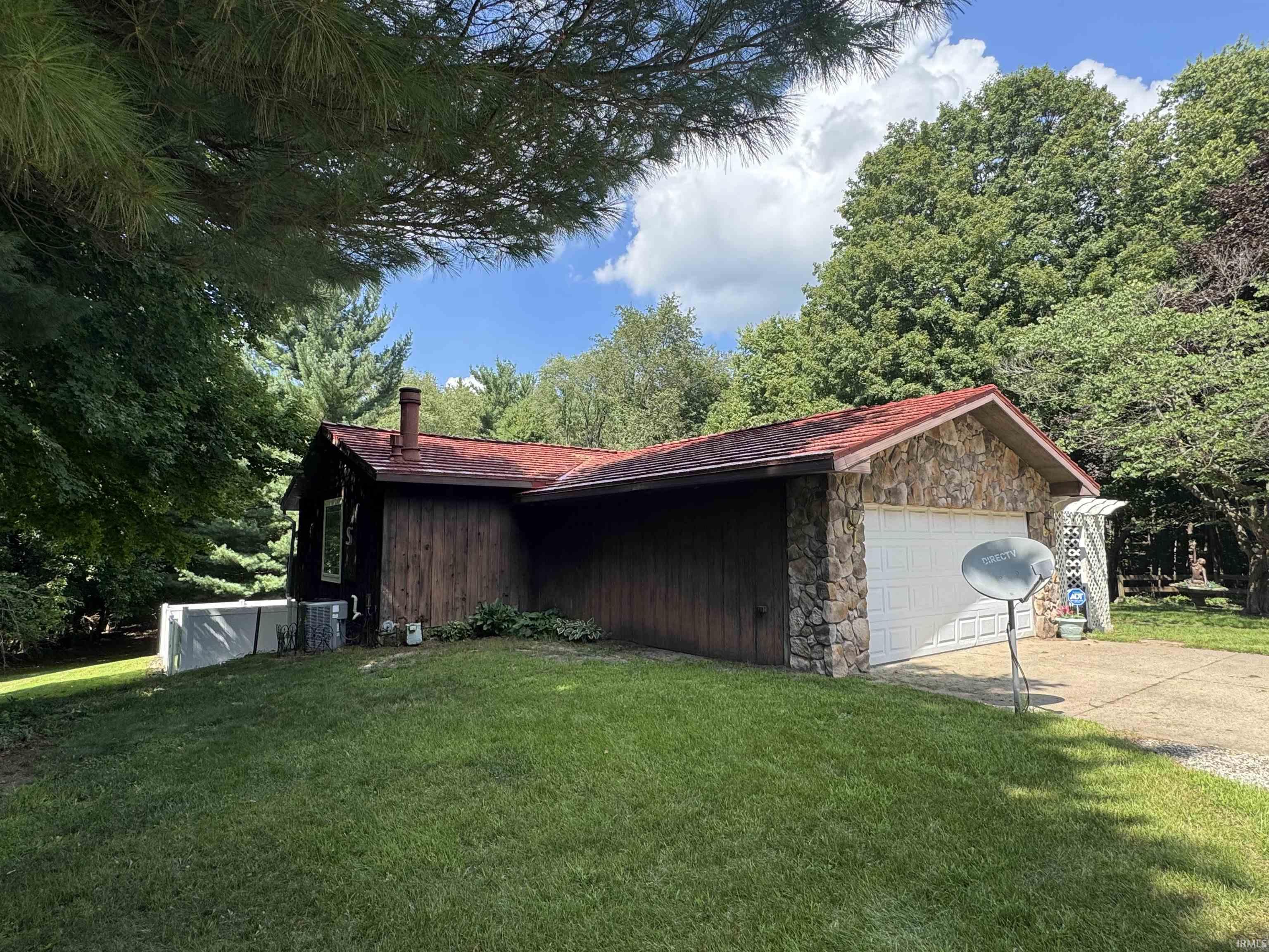 Photo 3 of Manufactured home for sale at 17103 County Rd 8, Bristol, IN 46507 | MLS# 202638113 | Listing updated on 2026-09-17