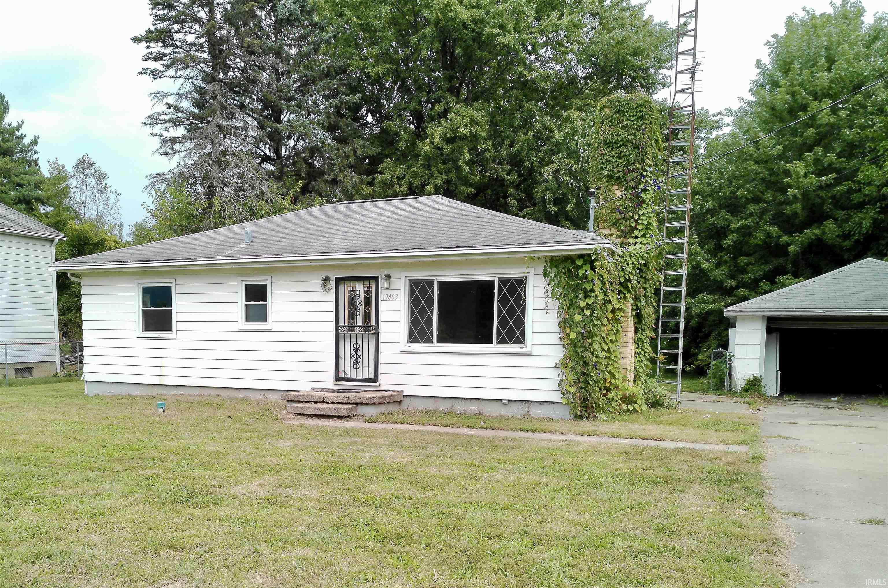 Photo 1 of Manufactured home for sale at 19403 Auten Rd, South Bend, IN 46637 | MLS# 202638125 | Listing updated on 2026-09-21