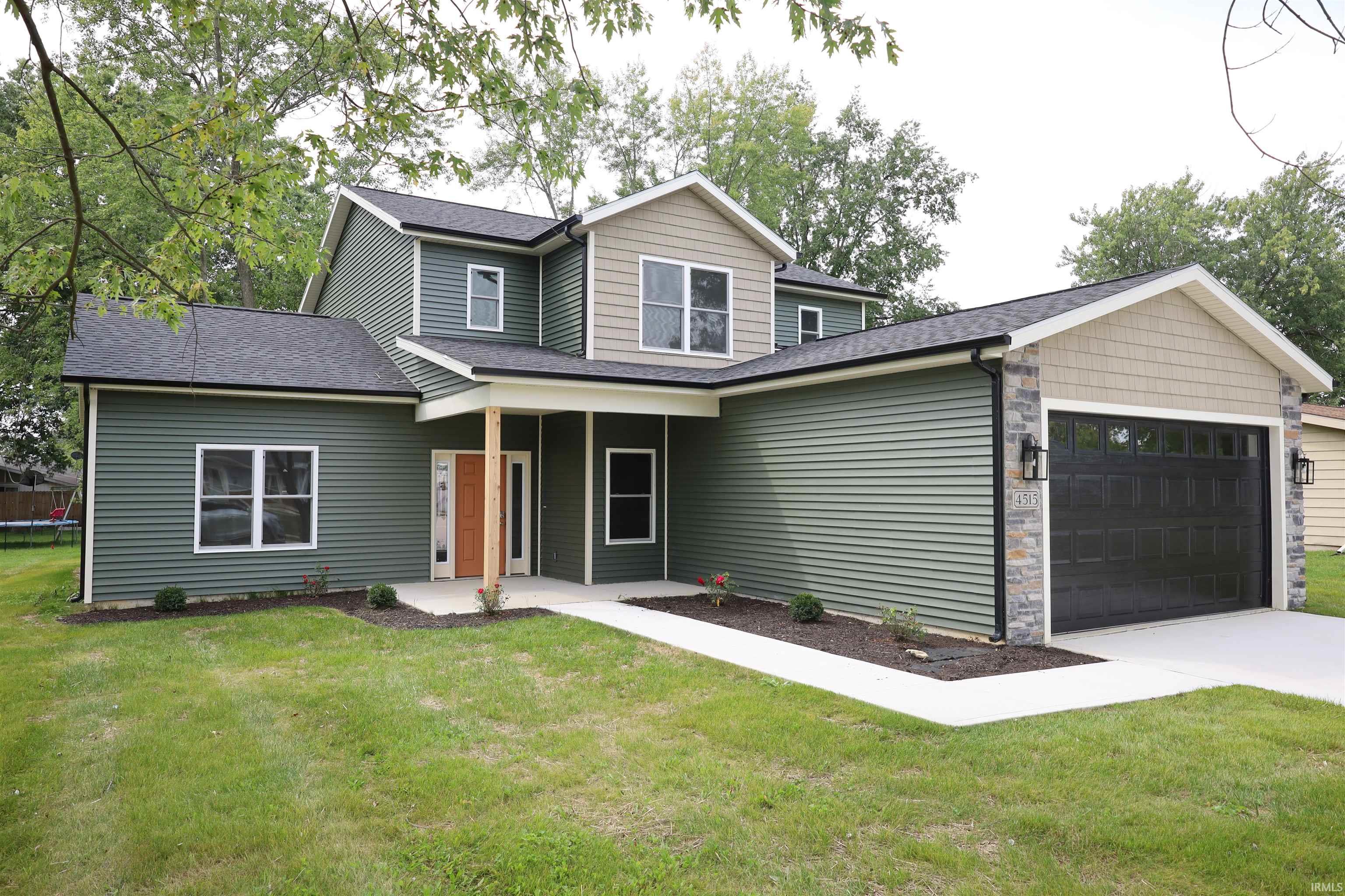 Photo 2 of Manufactured home for sale at 4515 Hartford Dr, Fort Wayne, IN 46835 | MLS# 202638137 | Listing updated on 2026-09-15