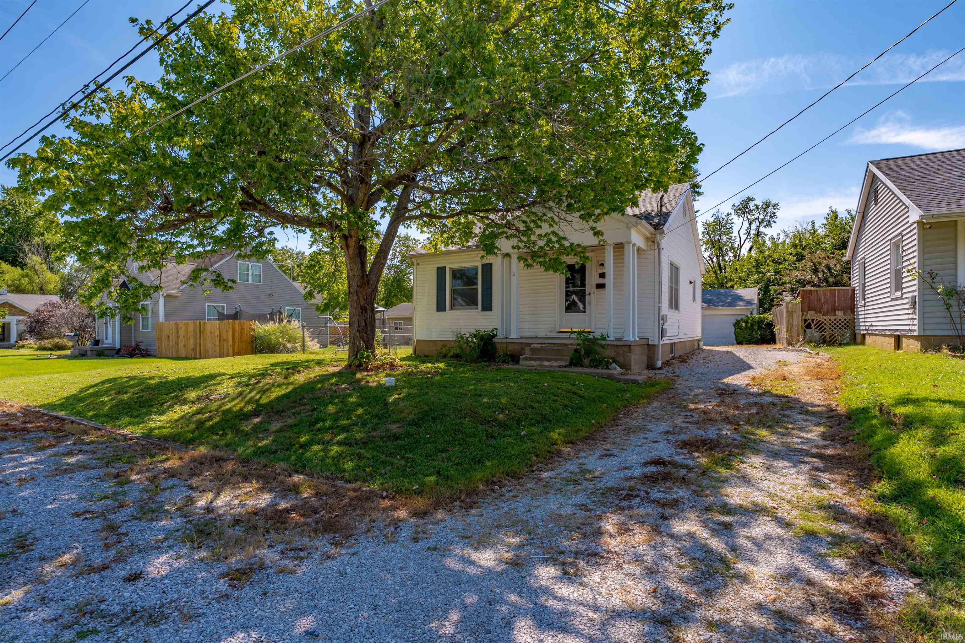 Photo 3 of Manufactured home for sale at 1713 Keck Ave, Evansville, IN 47711 | MLS# 202638172 | Listing updated on 2026-09-16