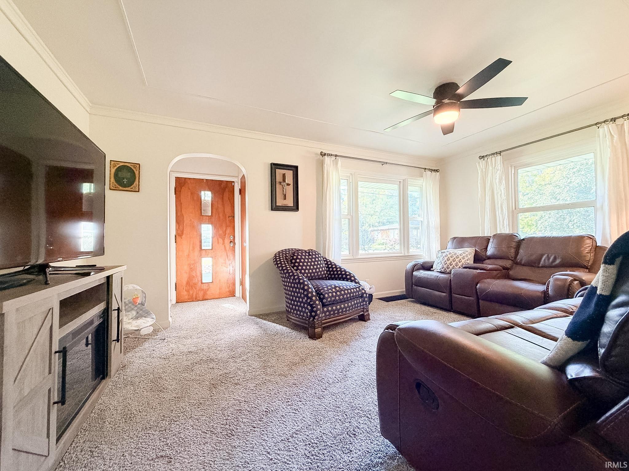 Photo 3 of Manufactured home for sale at 8921 Petersburg Rd, Evansville, IN 47725 | MLS# 202638175 | Listing updated on 2026-09-16
