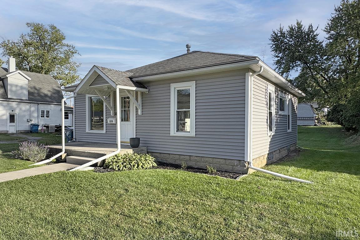 Photo 3 of Manufactured home for sale at 109 W Felicity St, Angola, IN 46703 | MLS# 202638206 | Listing updated on 2026-09-16