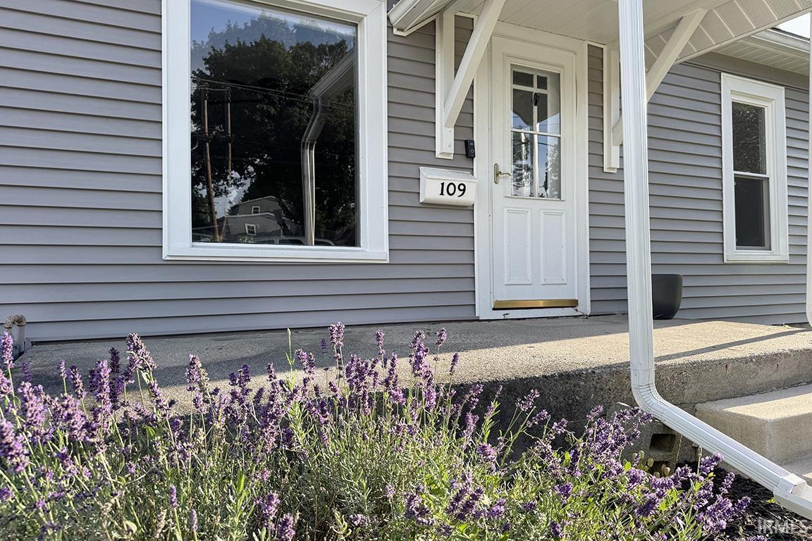 Photo 4 of Manufactured home for sale at 109 W Felicity St, Angola, IN 46703 | MLS# 202638206 | Listing updated on 2026-09-16