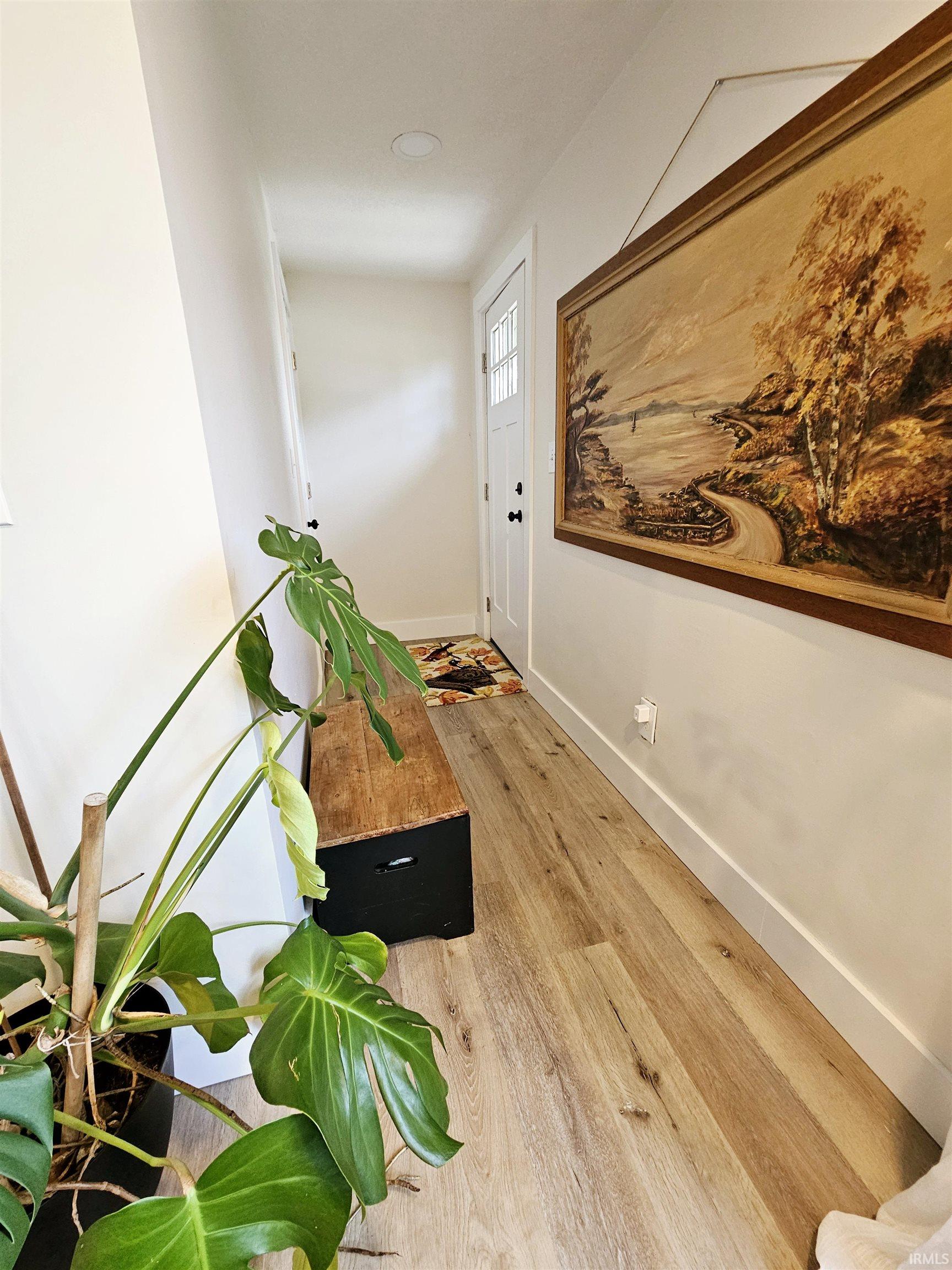 Photo 3 of Sale Pending at 624 S Ijams St, Garrett, IN 46738 | MLS# 202638208 | Listing updated on 2026-09-21