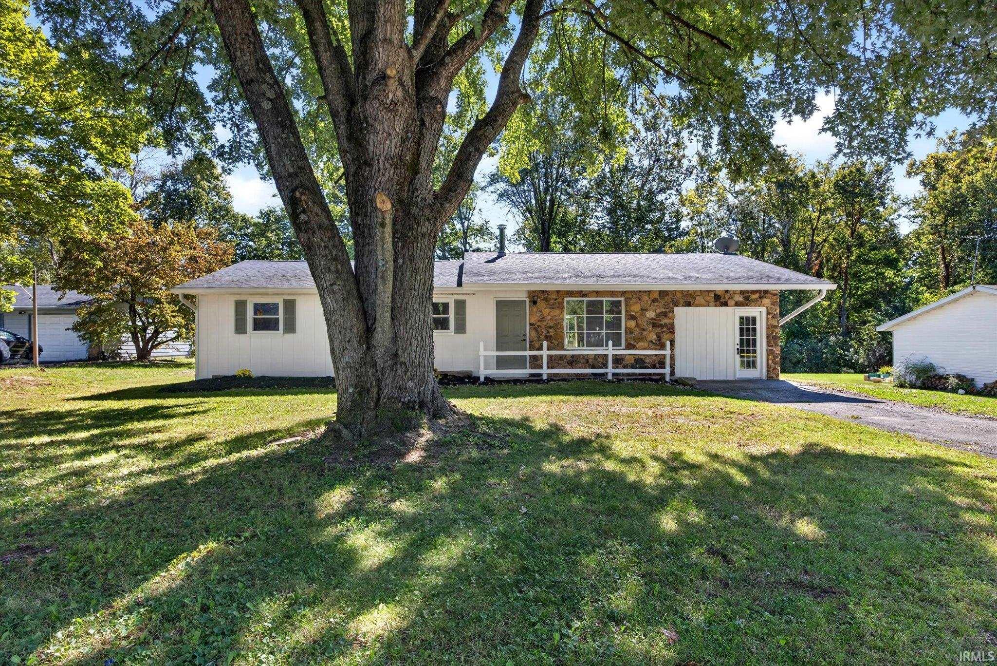 Photo 3 of Manufactured home for sale at 4270 N Ridgewood Dr, Bloomington, IN 47404 | MLS# 202638213 | Listing updated on 2026-10-06