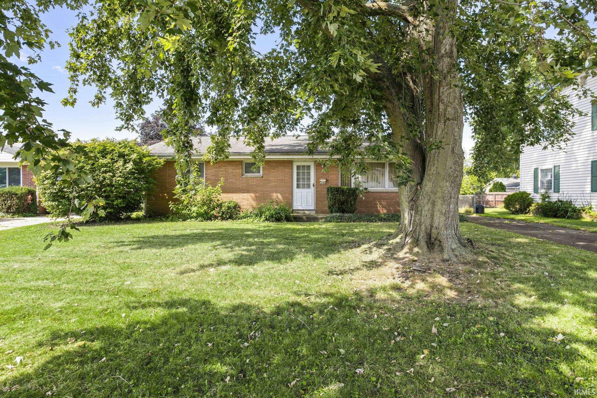 Photo 1 of Sale Pending at 1615 Arcadia Ave, South Bend, IN 46635 | MLS# 202638229 | Listing updated on 2026-09-19