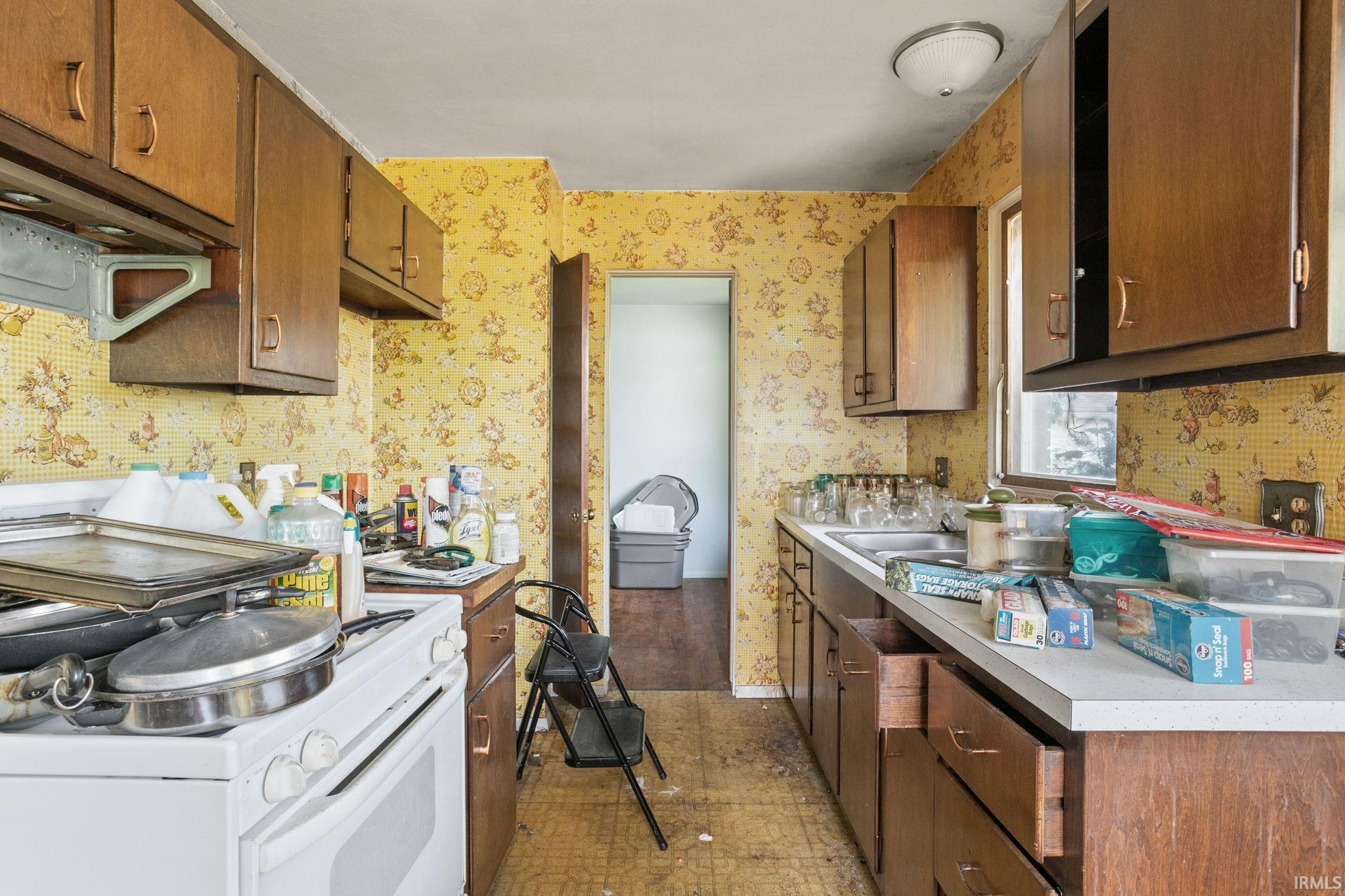 Photo 4 of Sale Pending at 1615 Arcadia Ave, South Bend, IN 46635 | MLS# 202638229 | Listing updated on 2026-09-19