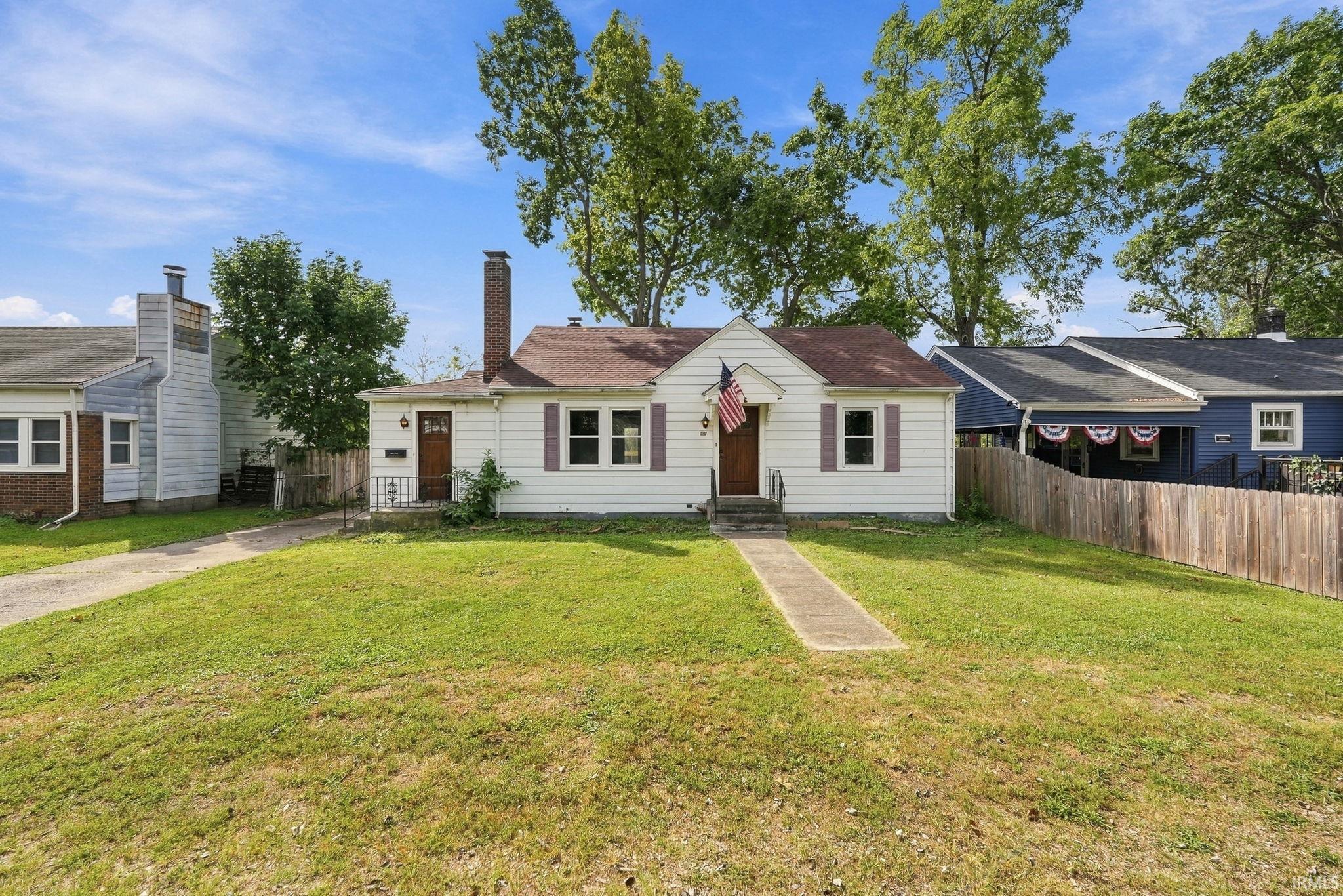 Photo 2 of Manufactured home for sale at 301 E Cowing Dr, Muncie, IN 47303 | MLS# 202638234 | Listing updated on 2026-09-16