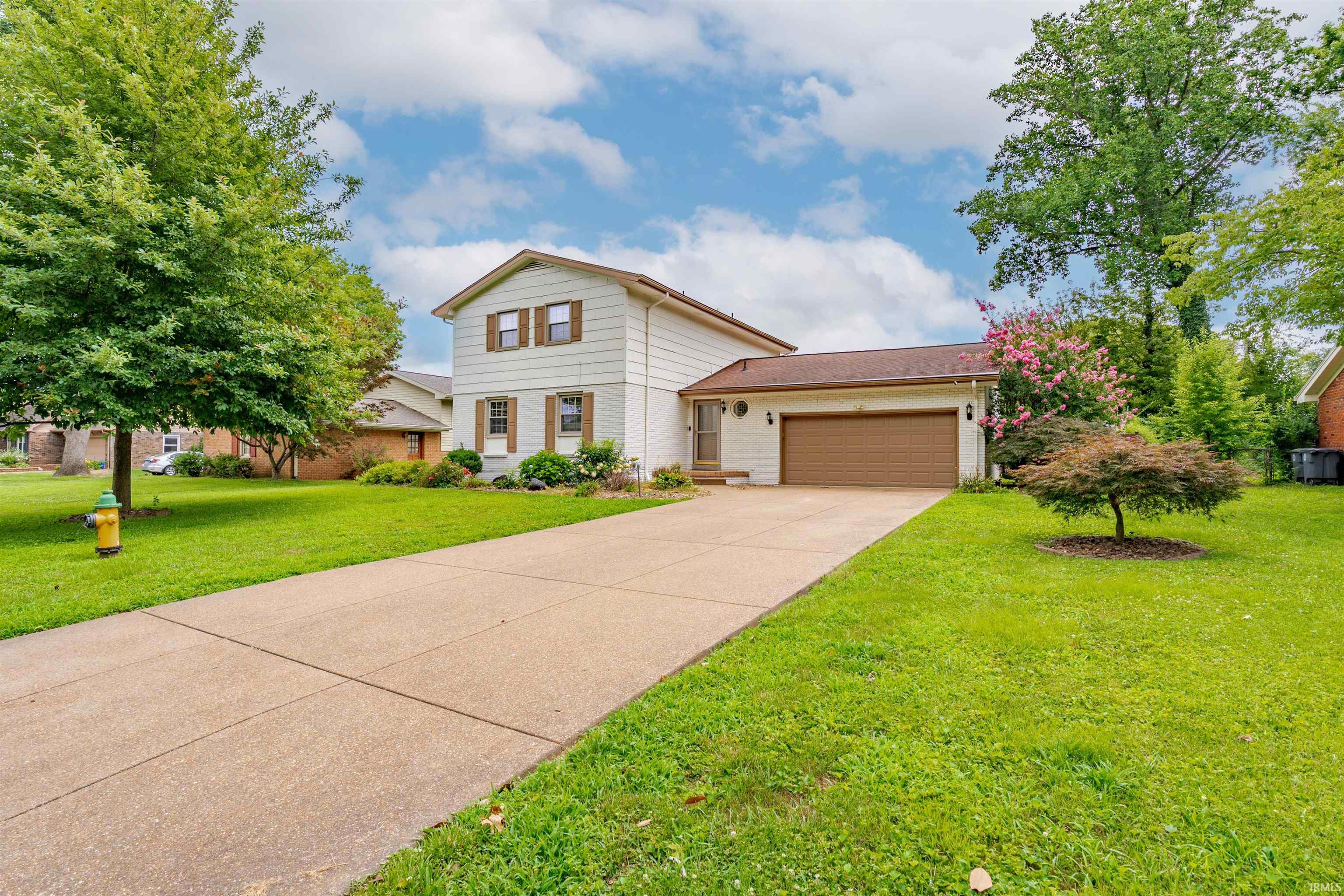 Photo 3 of Manufactured home for sale at 208 Camden Ct, Evansville, IN 47715 | MLS# 202638236 | Listing updated on 2026-09-16