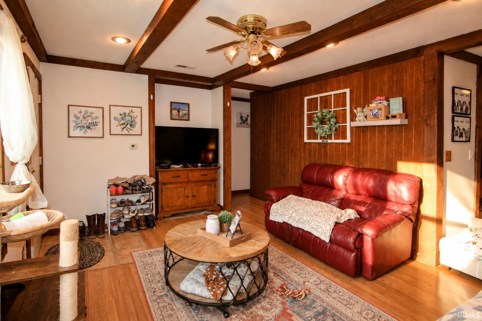 Photo 3 of Sale Pending at 609 Outer Dr, Frankfort, IN 46041 | MLS# 202638260 | Listing updated on 2026-09-17