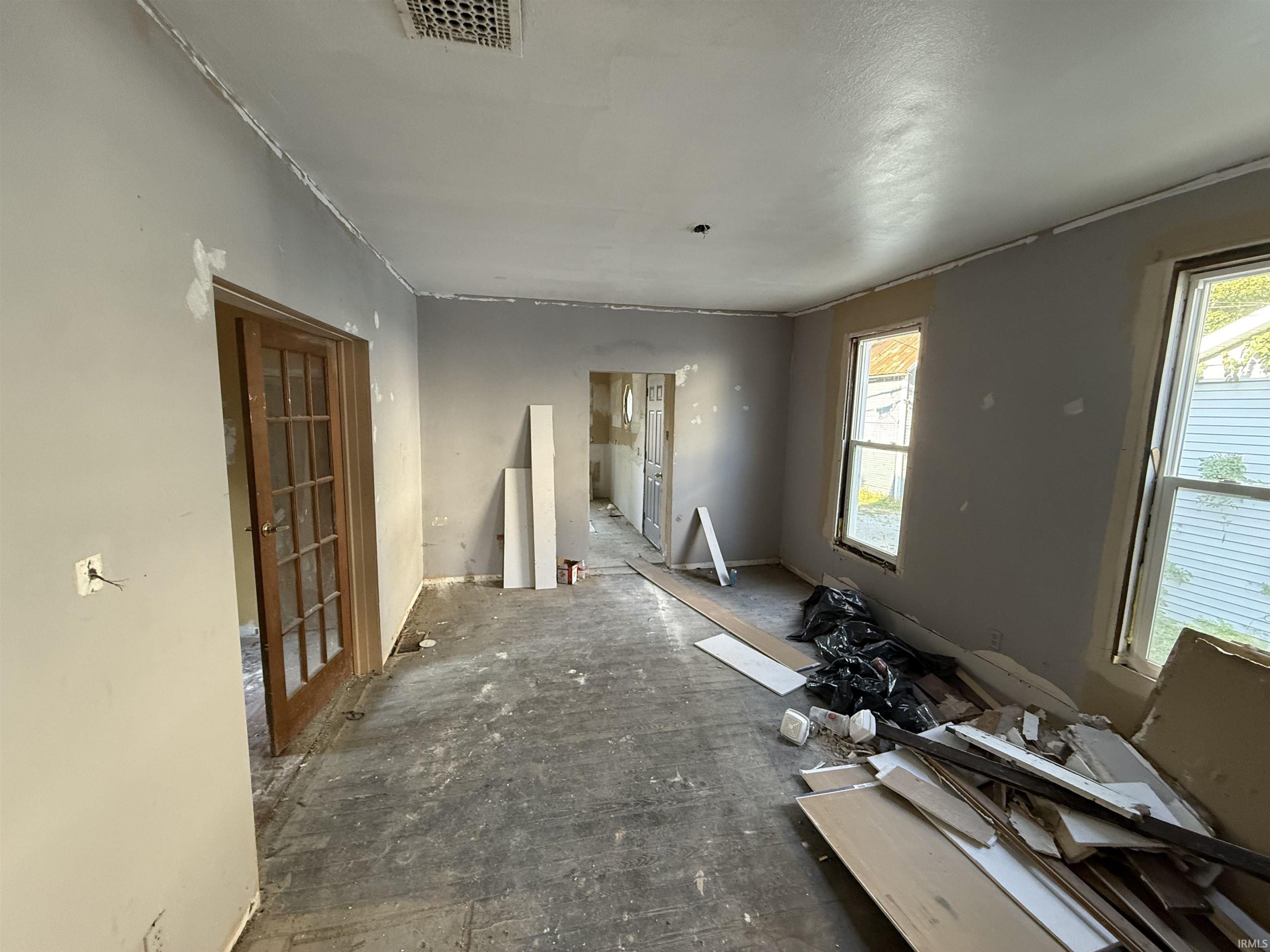 Photo 3 of Manufactured home for sale at 416 Huffman St, Fort Wayne, IN 46808 | MLS# 202638276 | Listing updated on 2026-09-16