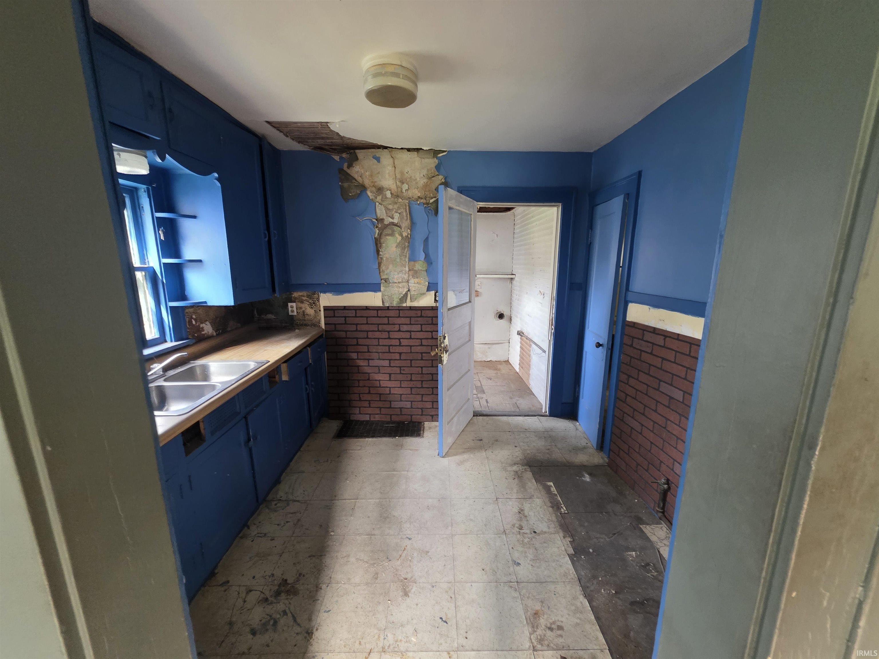 Photo 3 of Manufactured home for sale at 1113 S 31st Street, South Bend, IN 46615 | MLS# 202638281 | Listing updated on 2026-09-16