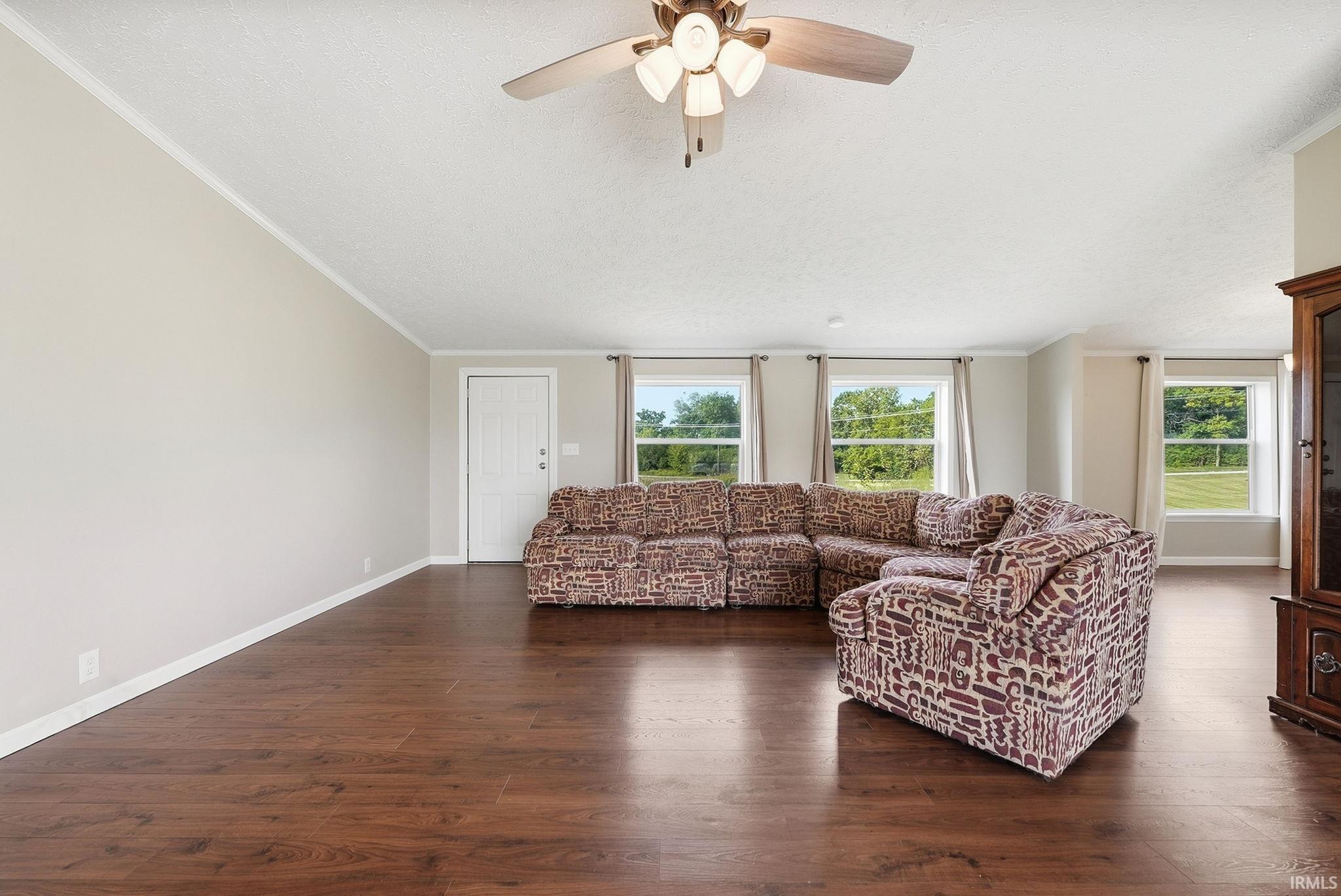 Photo 3 of Sale Pending at 2305 N Meridian Rd, Huntington, IN 46750 | MLS# 202638303 | Listing updated on 2026-09-20