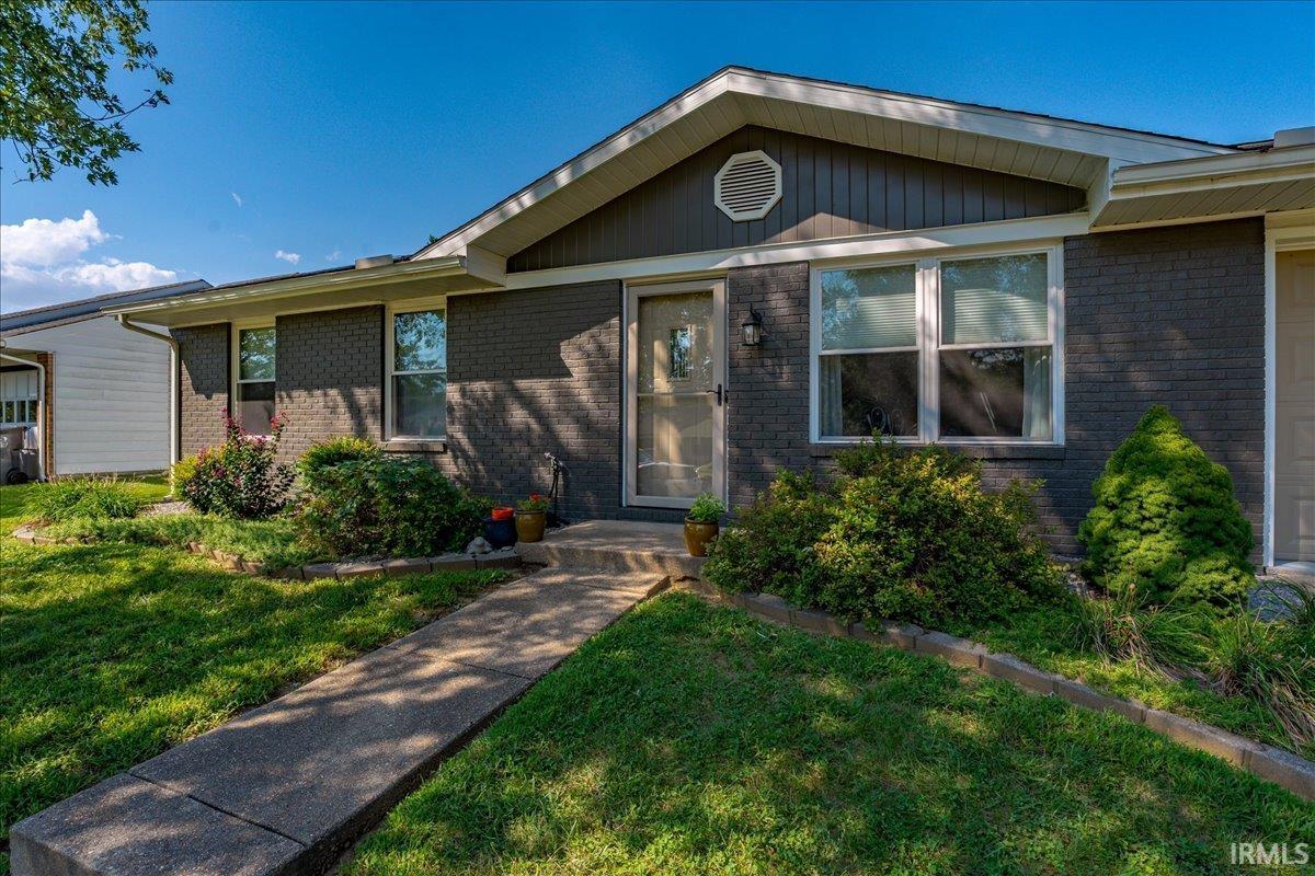 Photo 2 of Manufactured home for sale at 518 Gun Powder Ln, Evansville, IN 47711 | MLS# 202638304 | Listing updated on 2026-09-17