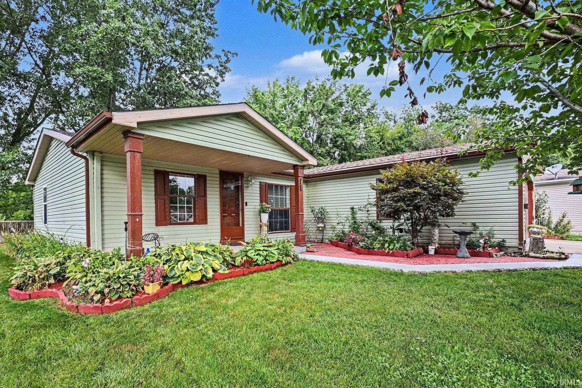 Photo 1 of Manufactured home for sale at 1549 Sedgewick Ct, Elkhart, IN 46516 | MLS# 202638317 | Listing updated on 2026-09-16