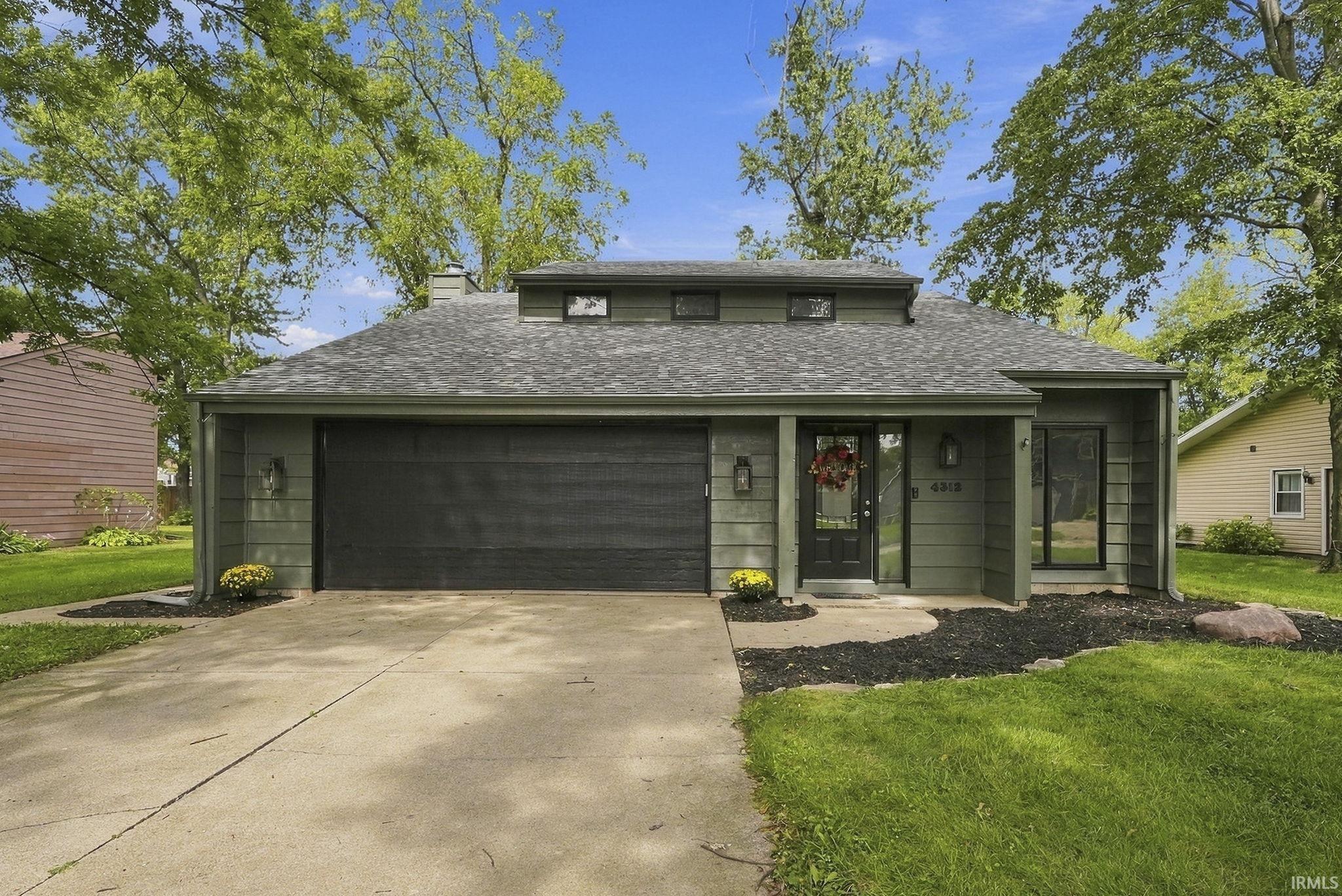 Manufactured home for sale at 4312 W Kings Row St, Muncie, IN 47304 | MLS# 202638336