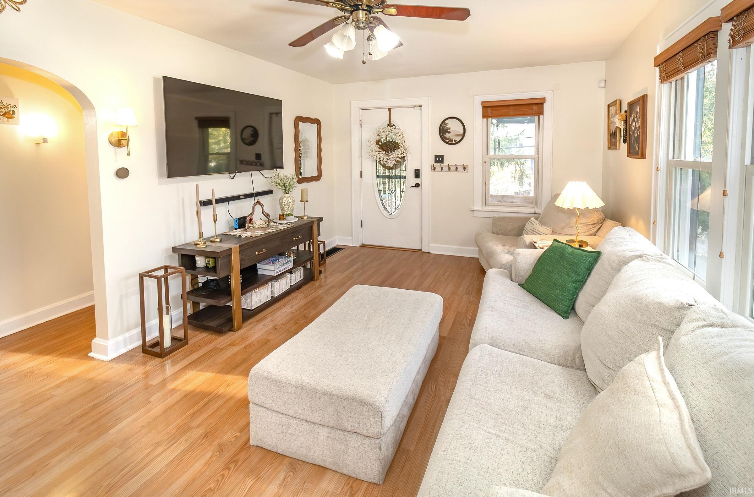 Photo 3 of Manufactured home for sale at 3714 Broadway Ave, Evansville, IN 47712 | MLS# 202638345 | Listing updated on 2026-09-16