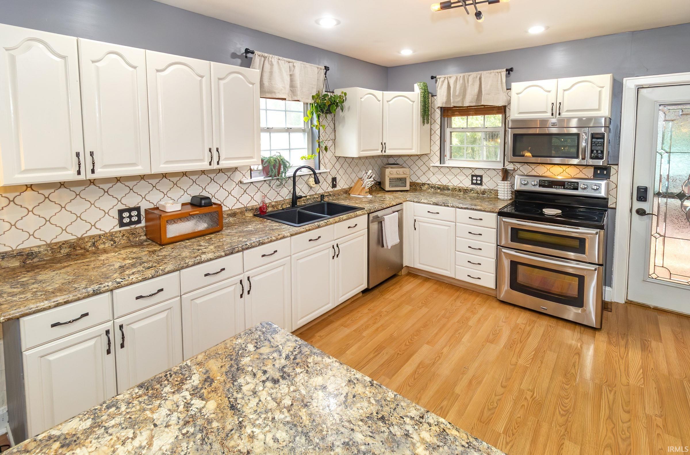 Photo 4 of Manufactured home for sale at 3714 Broadway Ave, Evansville, IN 47712 | MLS# 202638345 | Listing updated on 2026-09-16