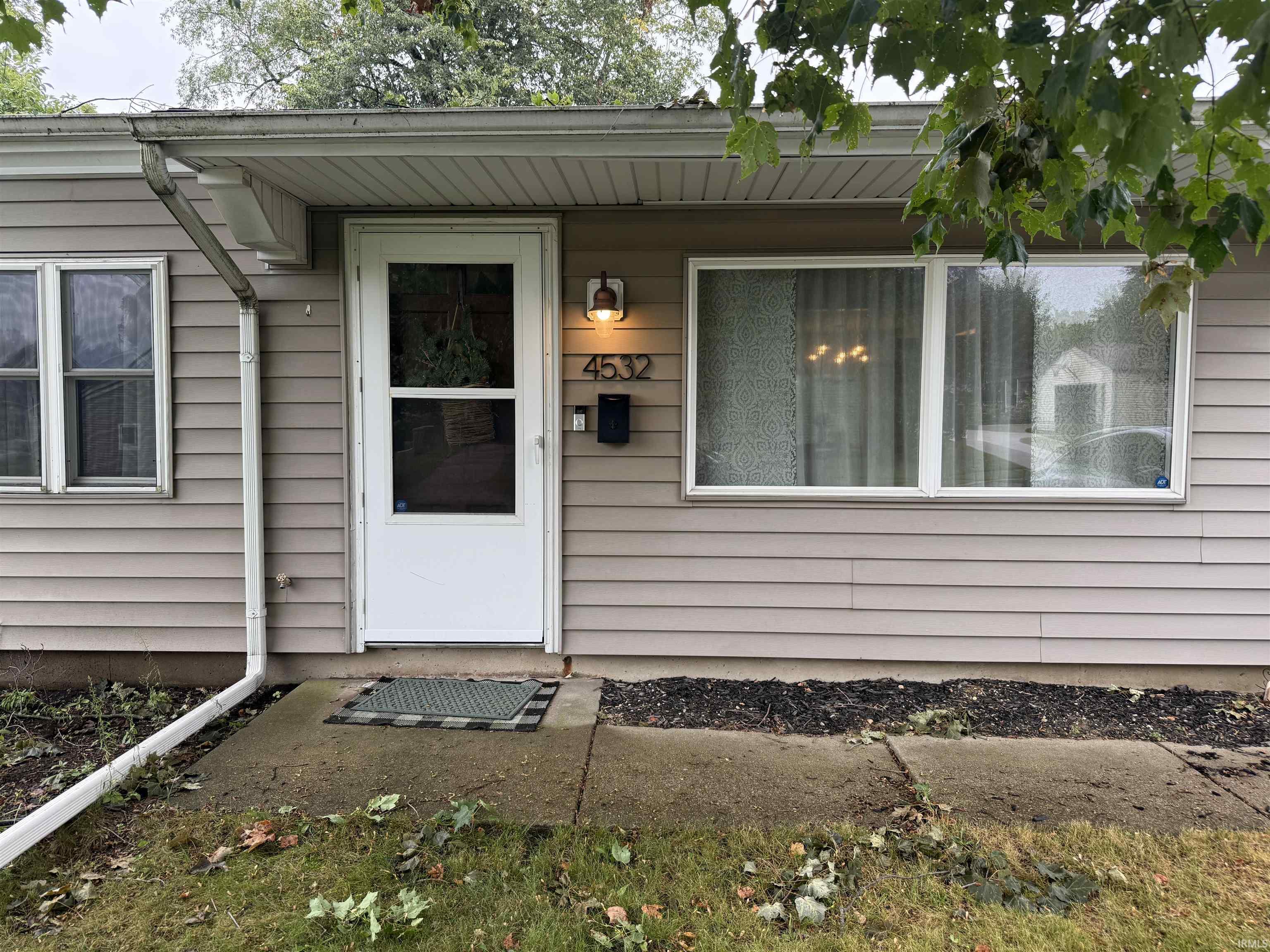 Photo 2 of Manufactured home for sale at 4532 E Macgregor Rd, South Bend, IN 46614 | MLS# 202638353 | Listing updated on 2026-09-17