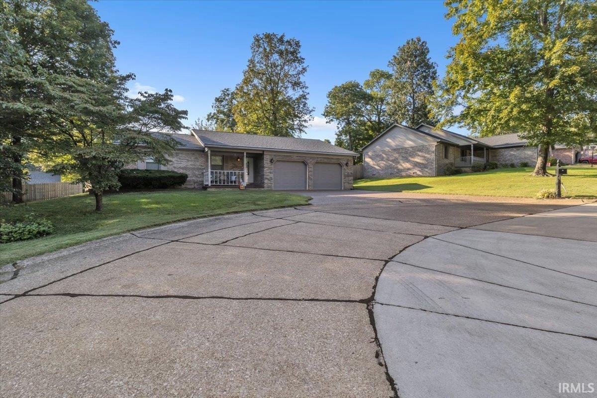 Photo 2 of Manufactured home for sale at 1410 Sandalwood Ct, Evansville, IN 47720 | MLS# 202638368 | Listing updated on 2026-09-16