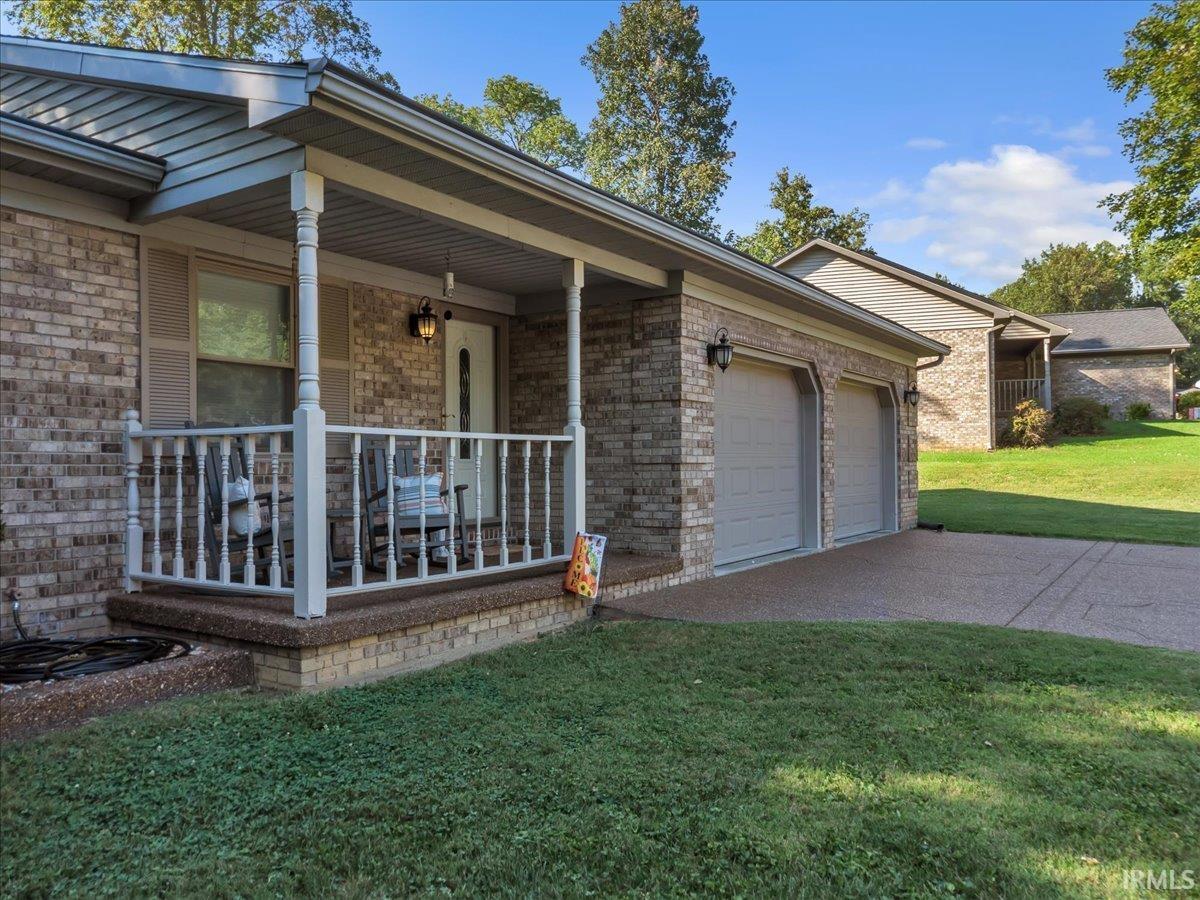 Photo 3 of Manufactured home for sale at 1410 Sandalwood Ct, Evansville, IN 47720 | MLS# 202638368 | Listing updated on 2026-09-16