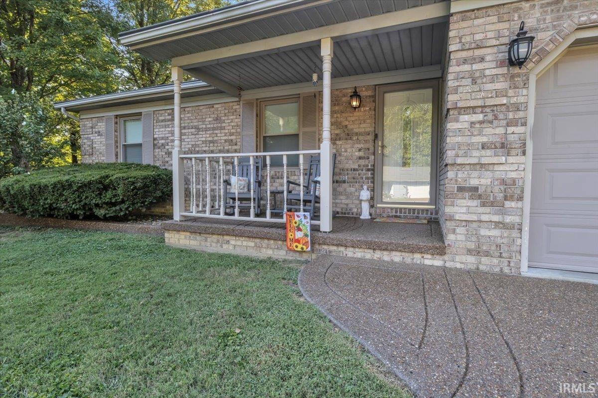 Photo 3 of Manufactured home for sale at 1410 Sandalwood Ct, Evansville, IN 47720 | MLS# 202638368 | Listing updated on 2026-09-16