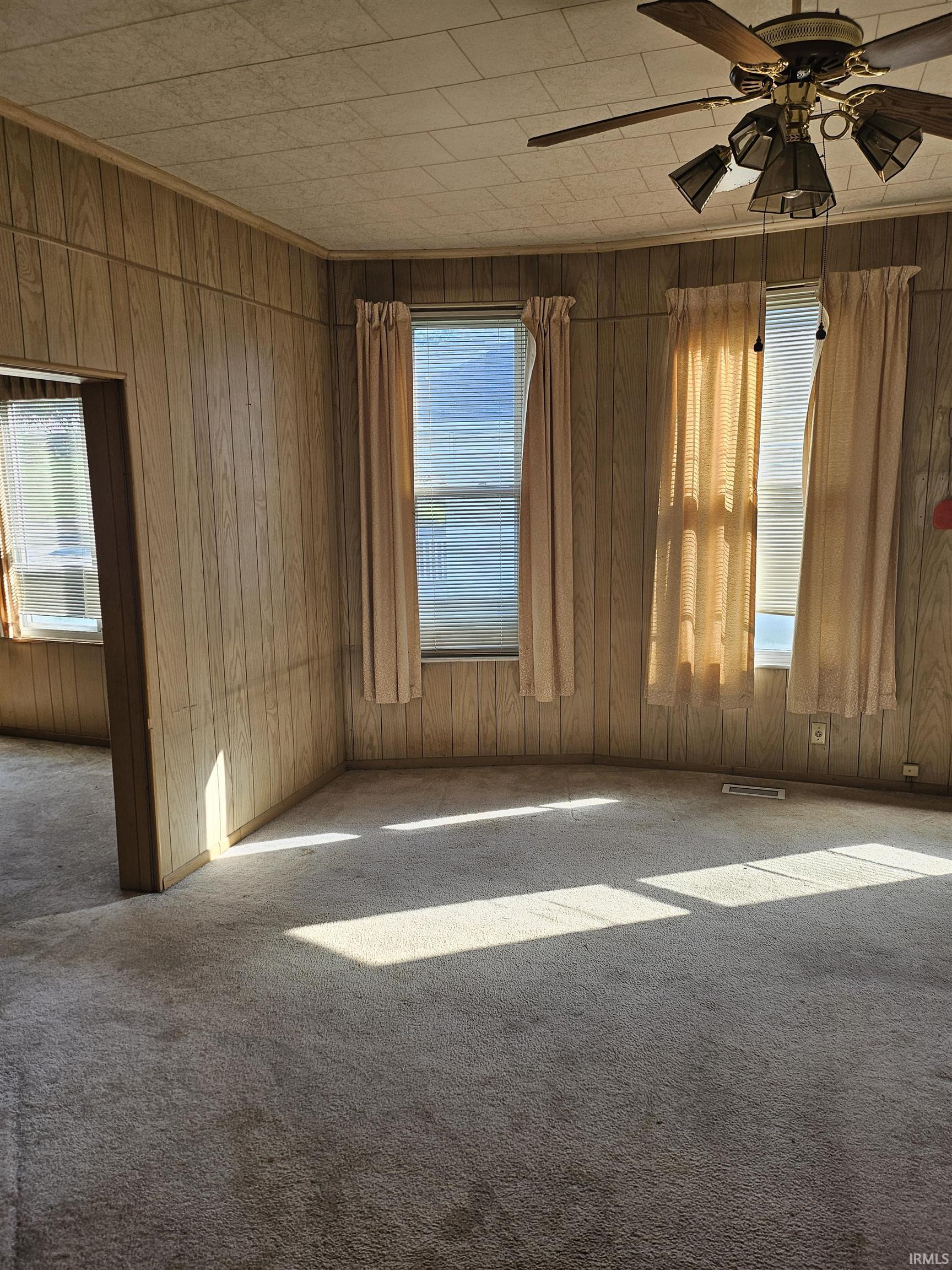 Photo 4 of Sale Pending at 3308 Mount Vernon Ave, Evansville, IN 47712 | MLS# 202638373 | Listing updated on 2026-09-16