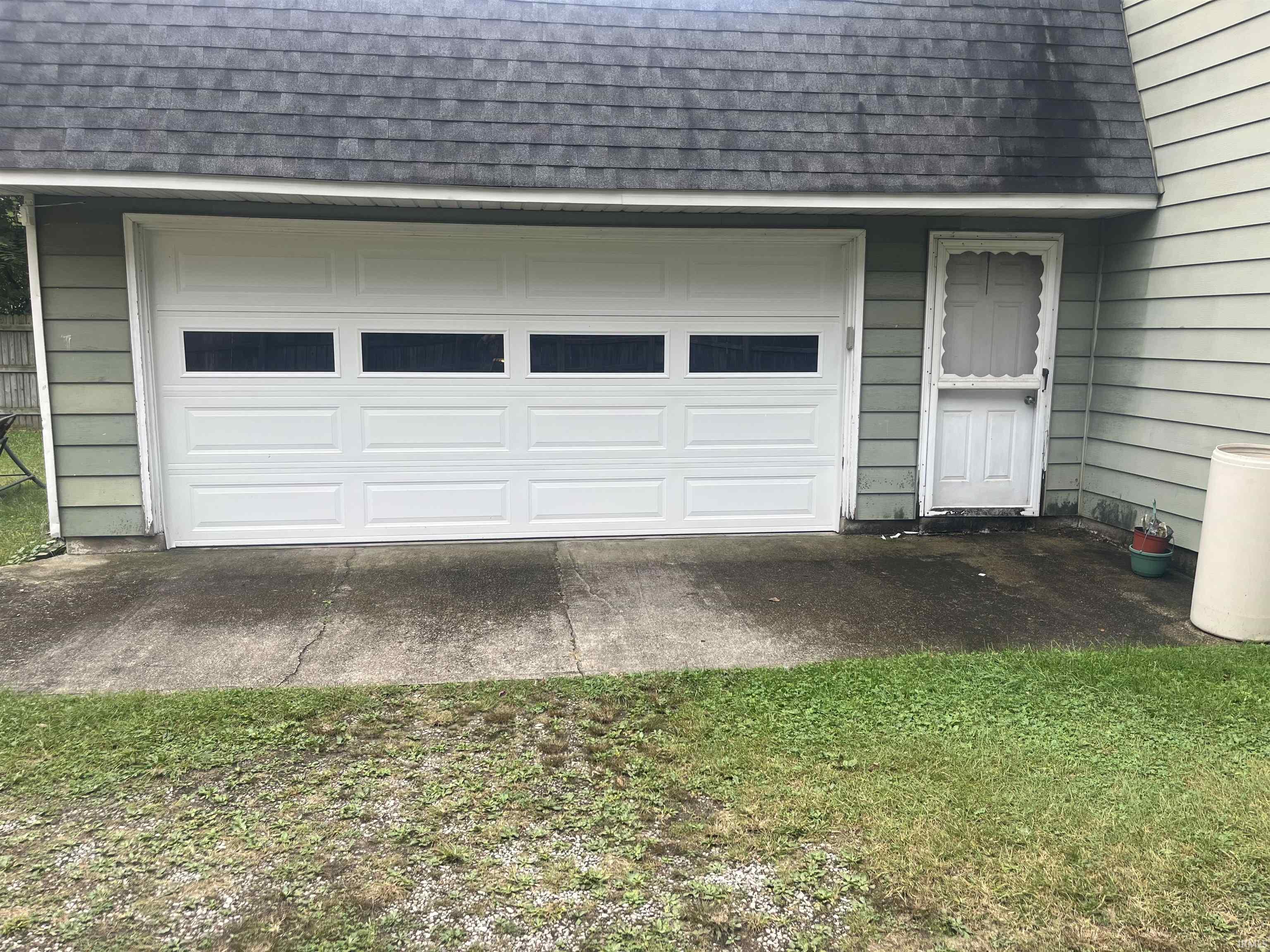 Photo 2 of Manufactured home for sale at 310 Weber St, South Bend, IN 46637 | MLS# 202638394 | Listing updated on 2026-09-17