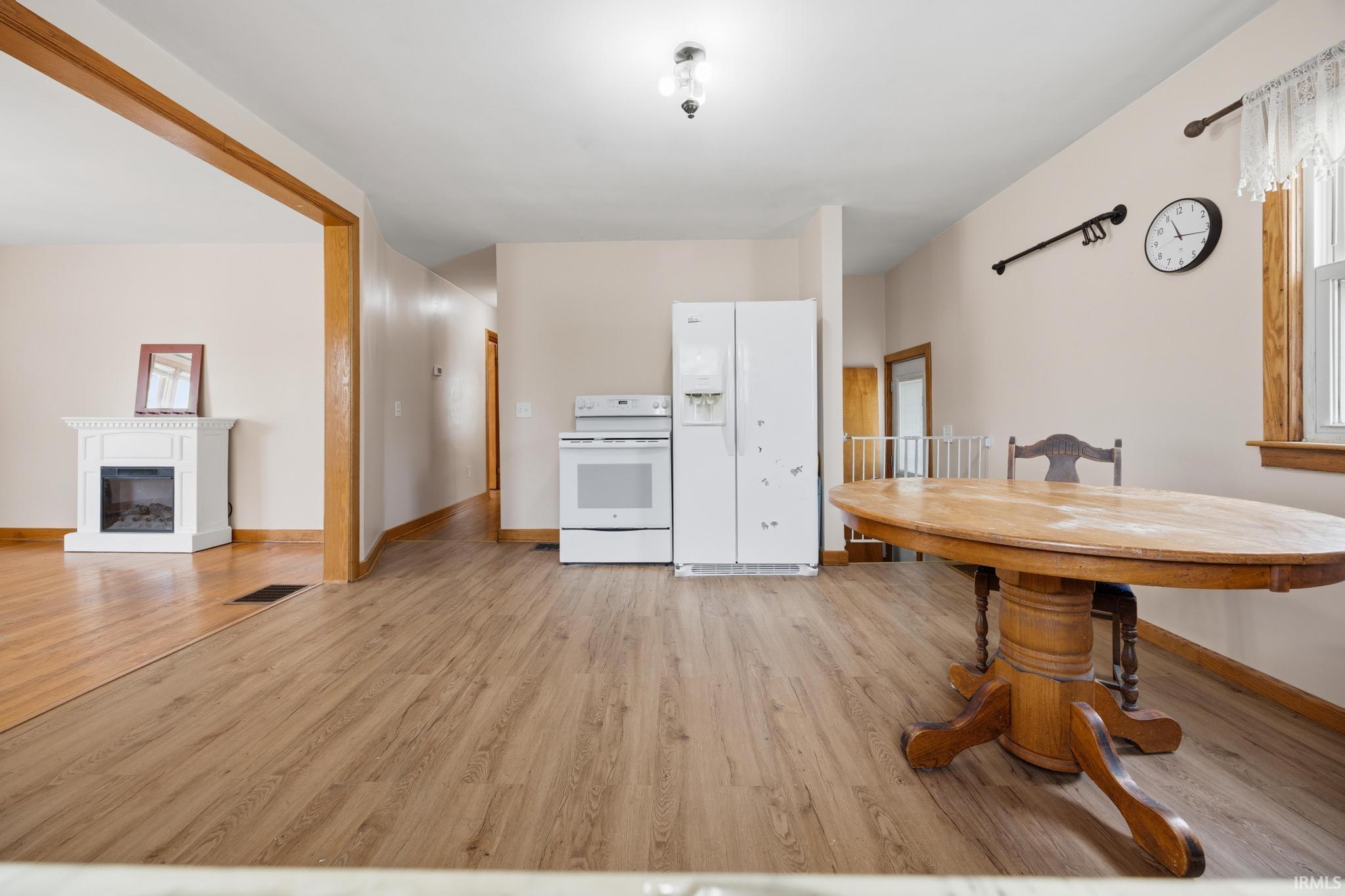 Photo 4 of Manufactured home for sale at 402 S Walnut St, Huntingburg, IN 47542 | MLS# 202638407 | Listing updated on 2026-09-17