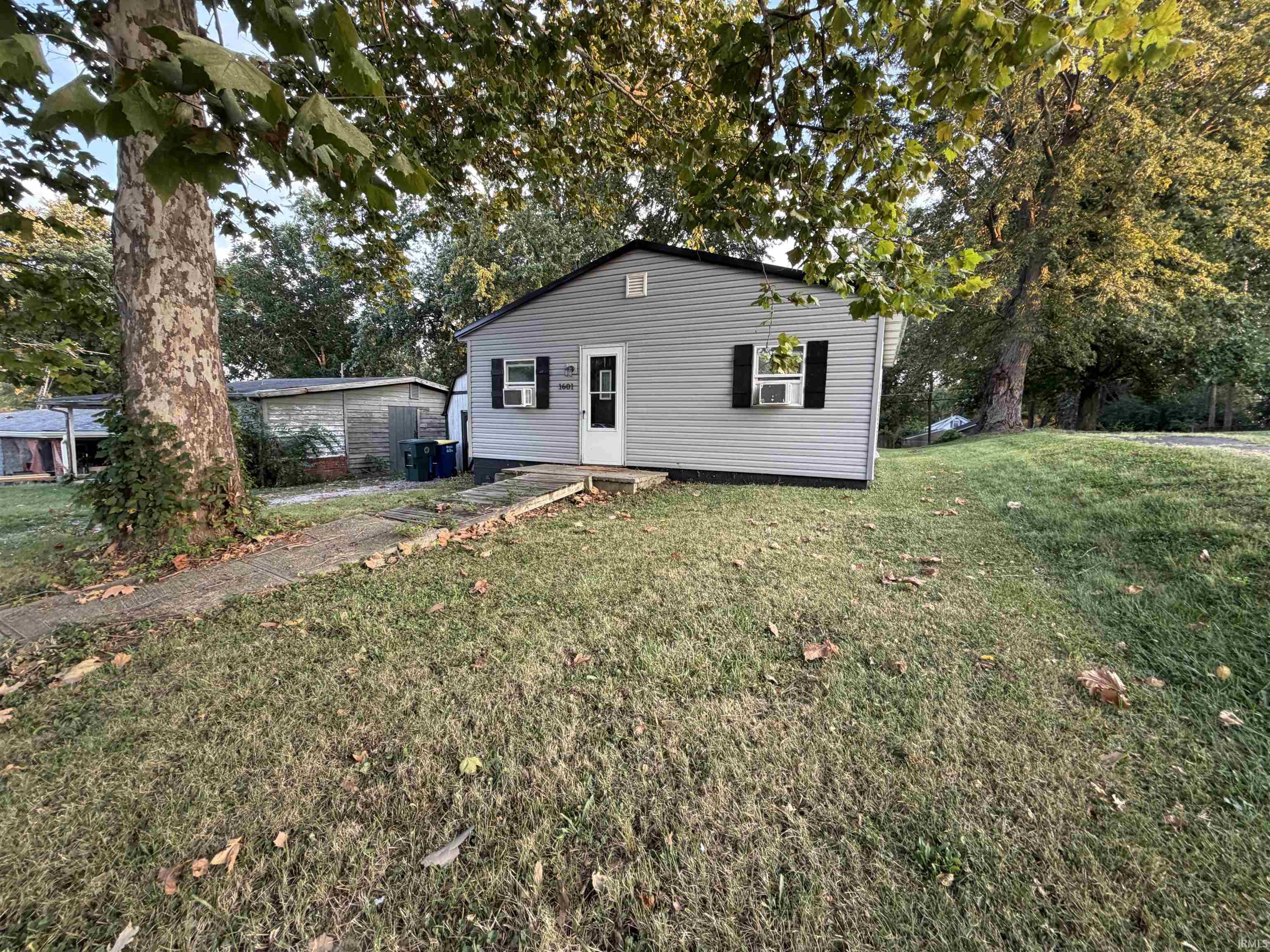 Photo 1 of Manufactured home for sale at 1601 E Harvard Ave, Muncie, IN 47303 | MLS# 202638442 | Listing updated on 2026-09-17