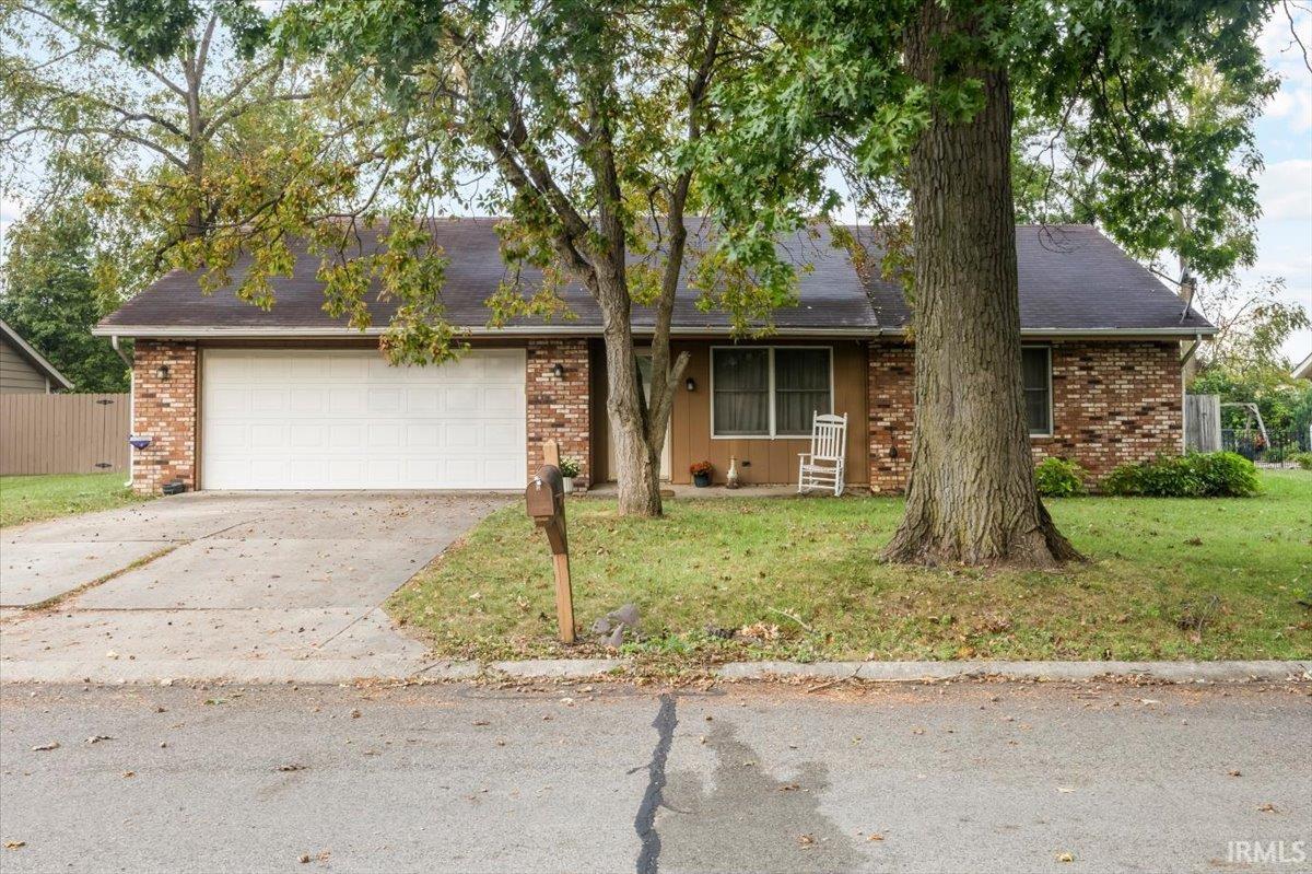 Manufactured home for sale at 3809 N Piper Ave, Muncie, IN 47303 | MLS# 202638469